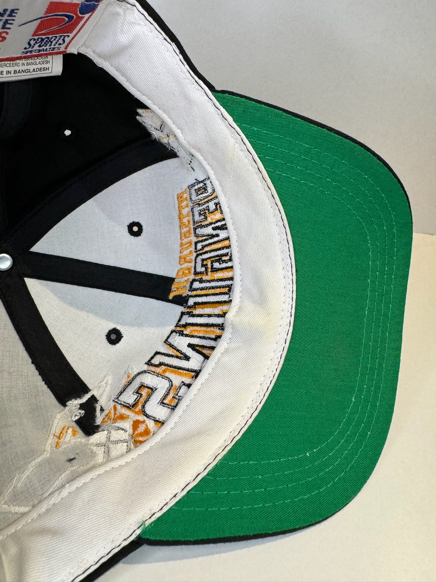 "YOUTH" VINTAGE 90s PITTSBURGH PENGUINS SPORTS SPECIALTIES SNAPBACK CAP HAT