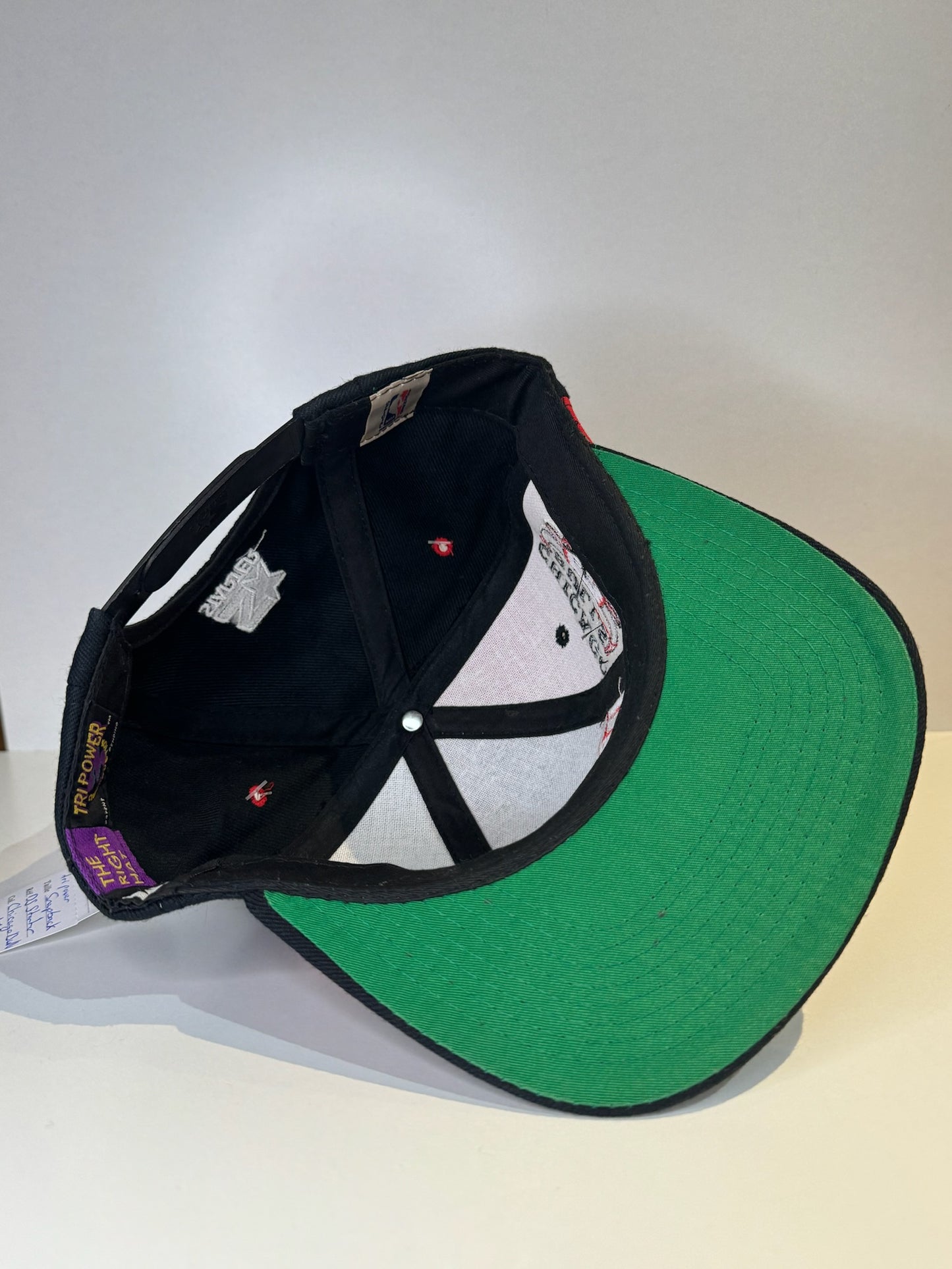 "DS" VINTAGE 90s CHICAGO BULLS STARTER SNAPBACK CAP HAT