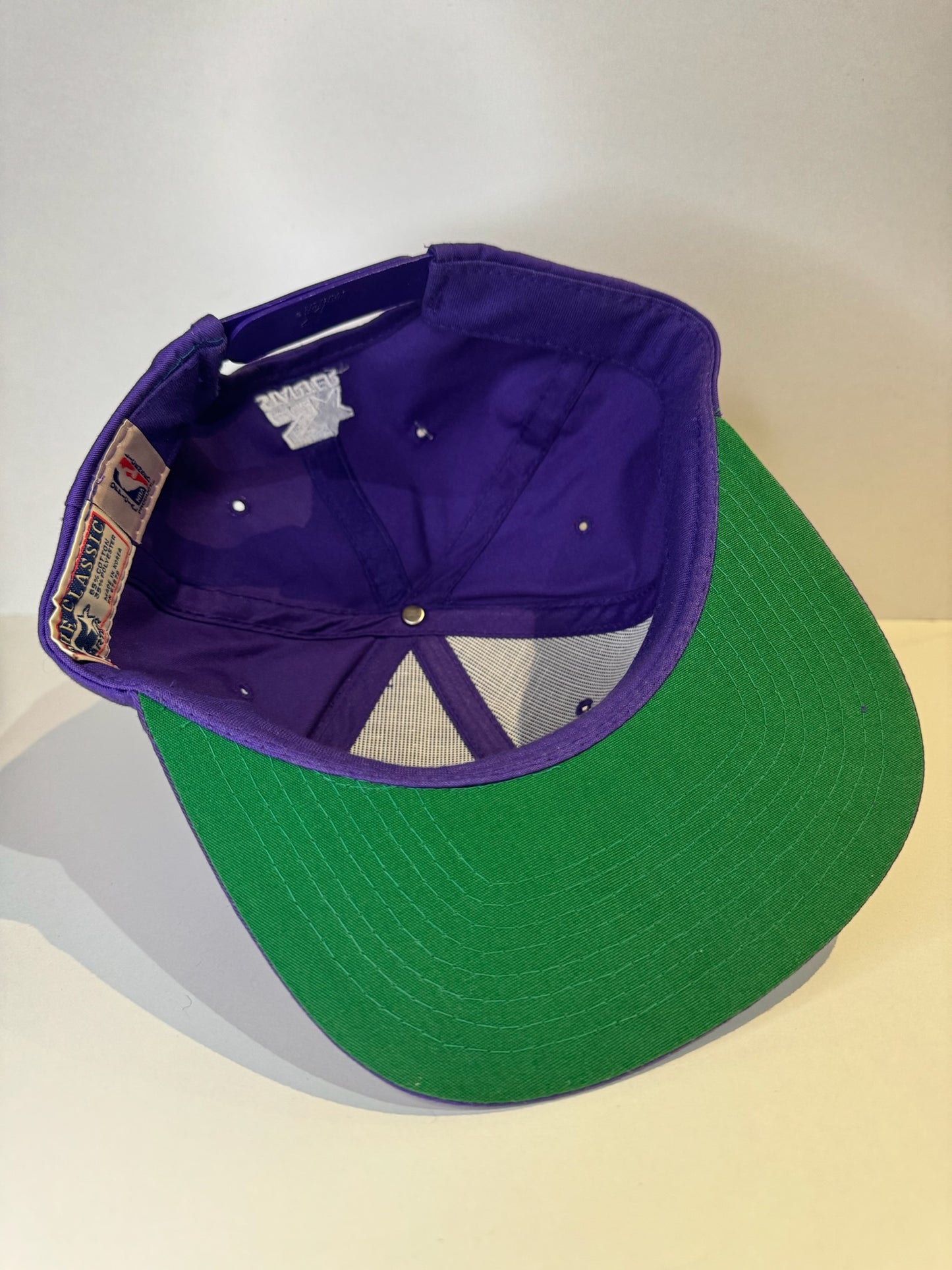 "DS" VINTAGE 90s LOS ANGELES LAKERS STARTER SNAPBACK CAP HAT