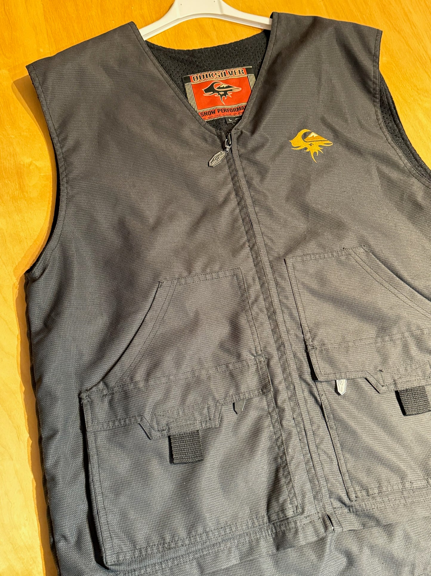 QUIKSILVER "SNOW PERFORMANCE" VEST SZ: L