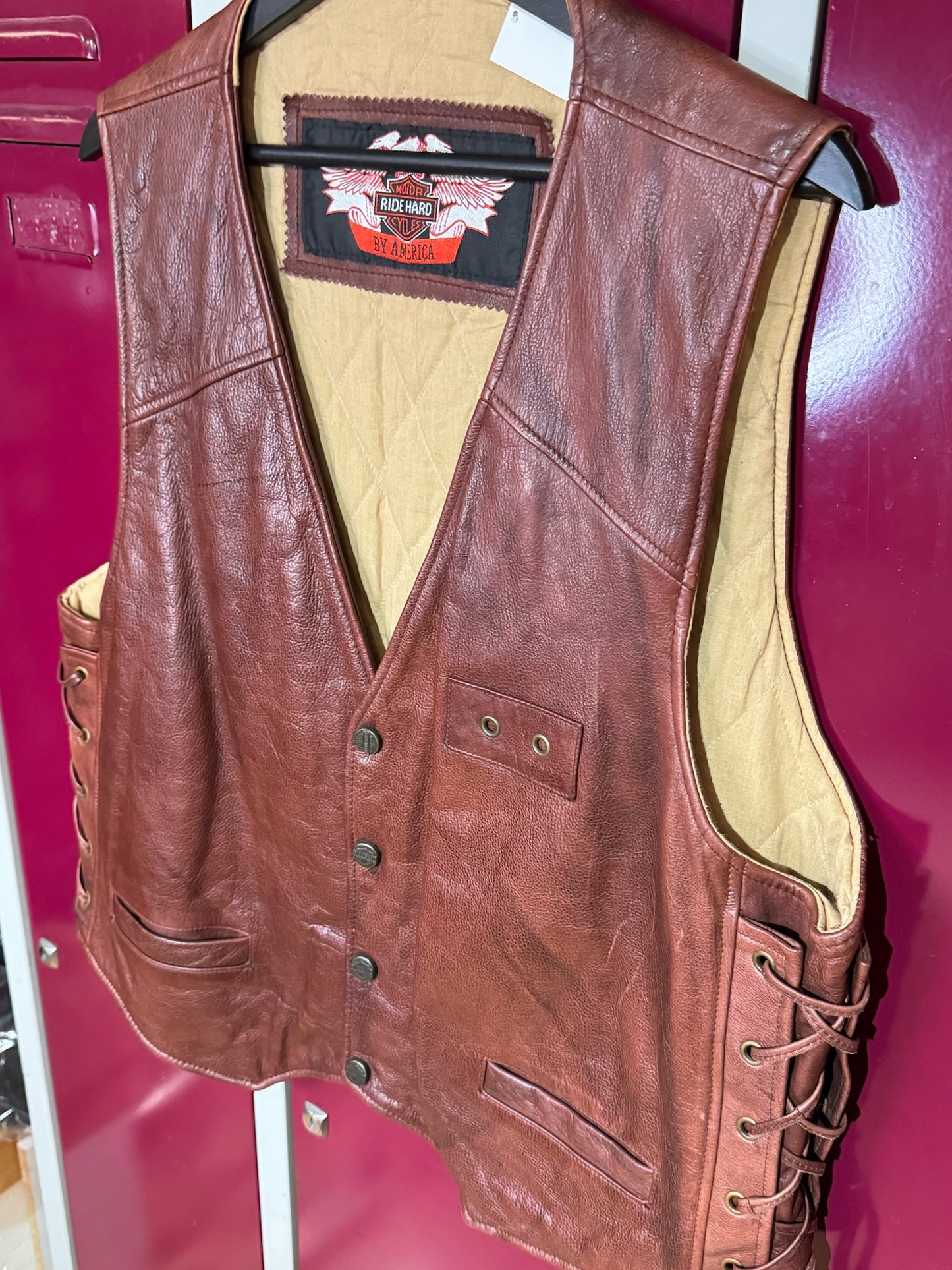 VINTAGE RIDE HARD MOTORCYCLE BY AMERICA VEST SZ: L