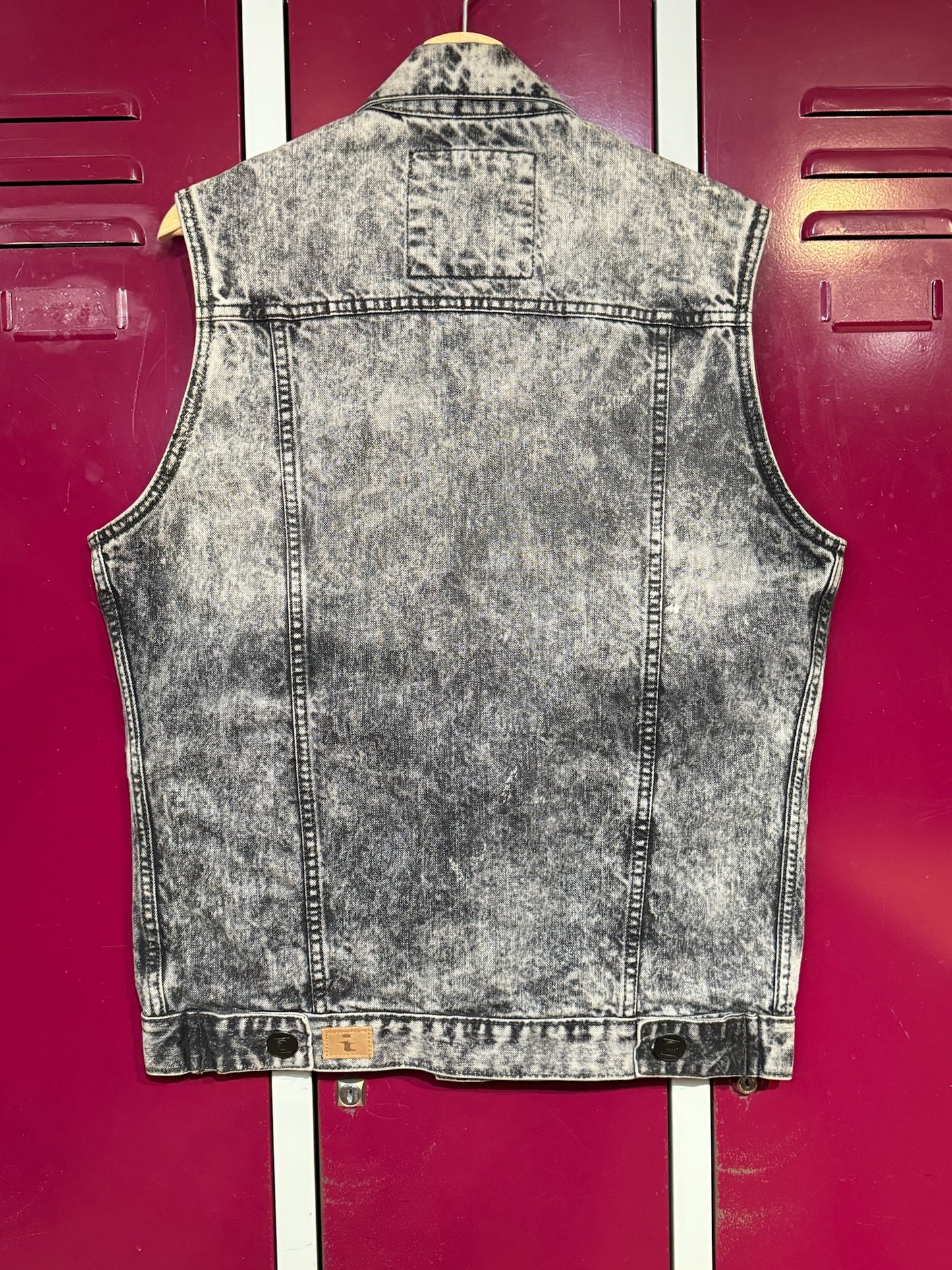 Y2K I-LINK BLACK DENIM ACID WASH VEST SZ: M