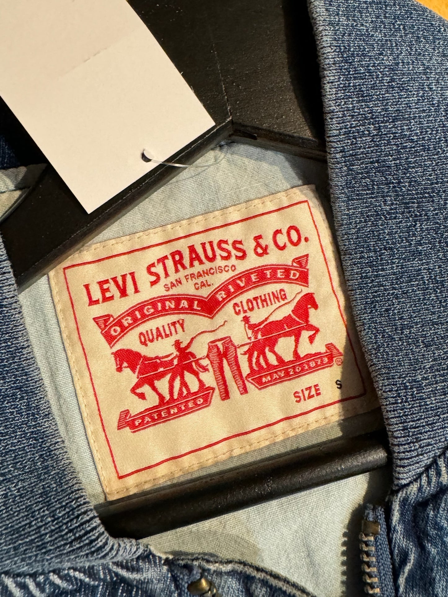LEVI'S BOMBER DENIM JACKET SZ: S