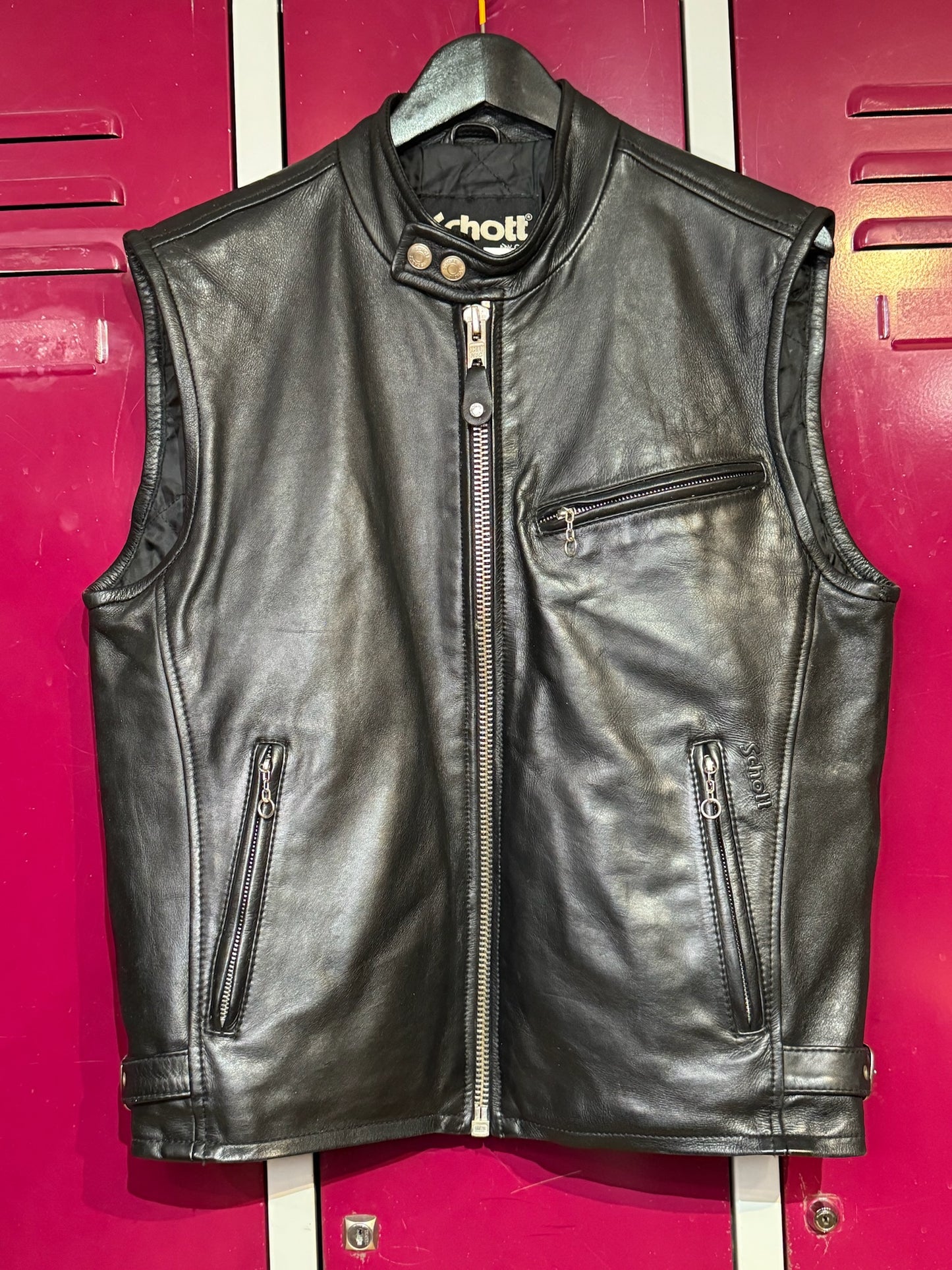 SCHOTT N.Y.C LEATHER BIKER VEST SZ: M