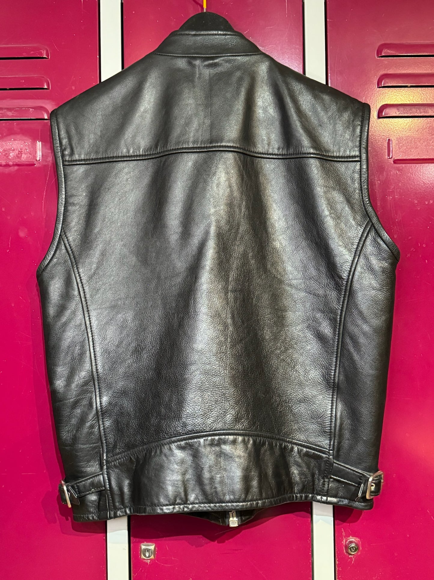 SCHOTT N.Y.C LEATHER BIKER VEST SZ: M