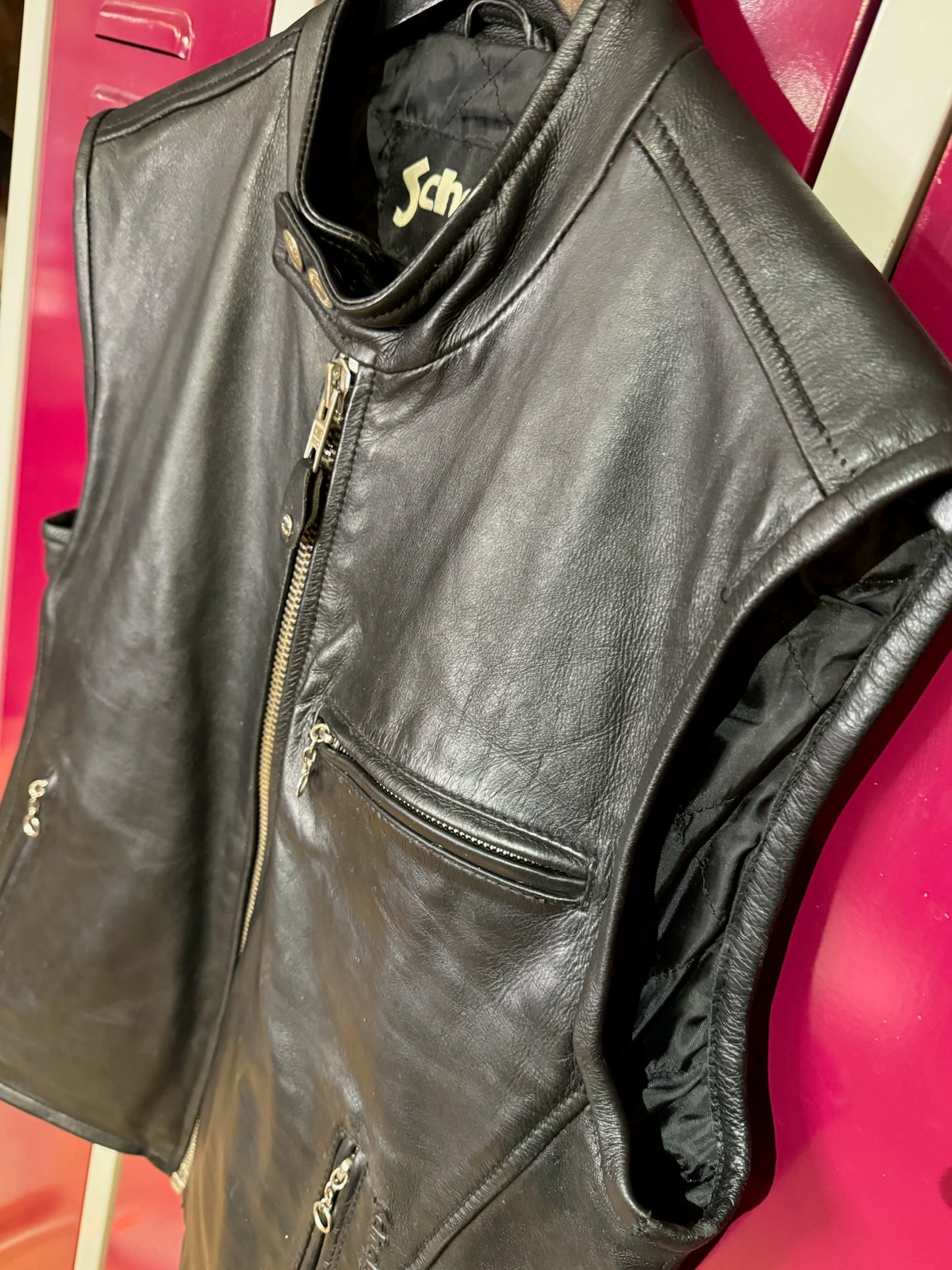 SCHOTT N.Y.C LEATHER BIKER VEST SZ: M