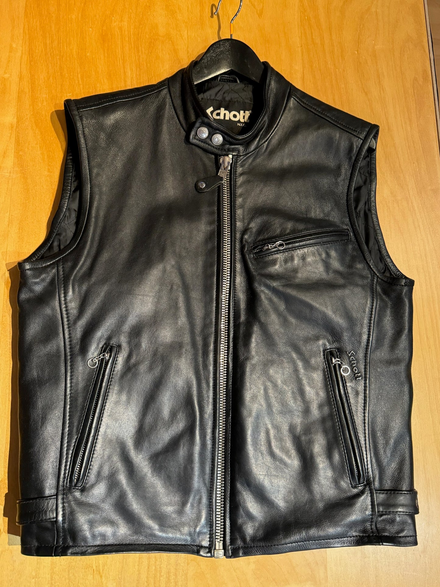 SCHOTT N.Y.C LEATHER BIKER VEST SZ: M