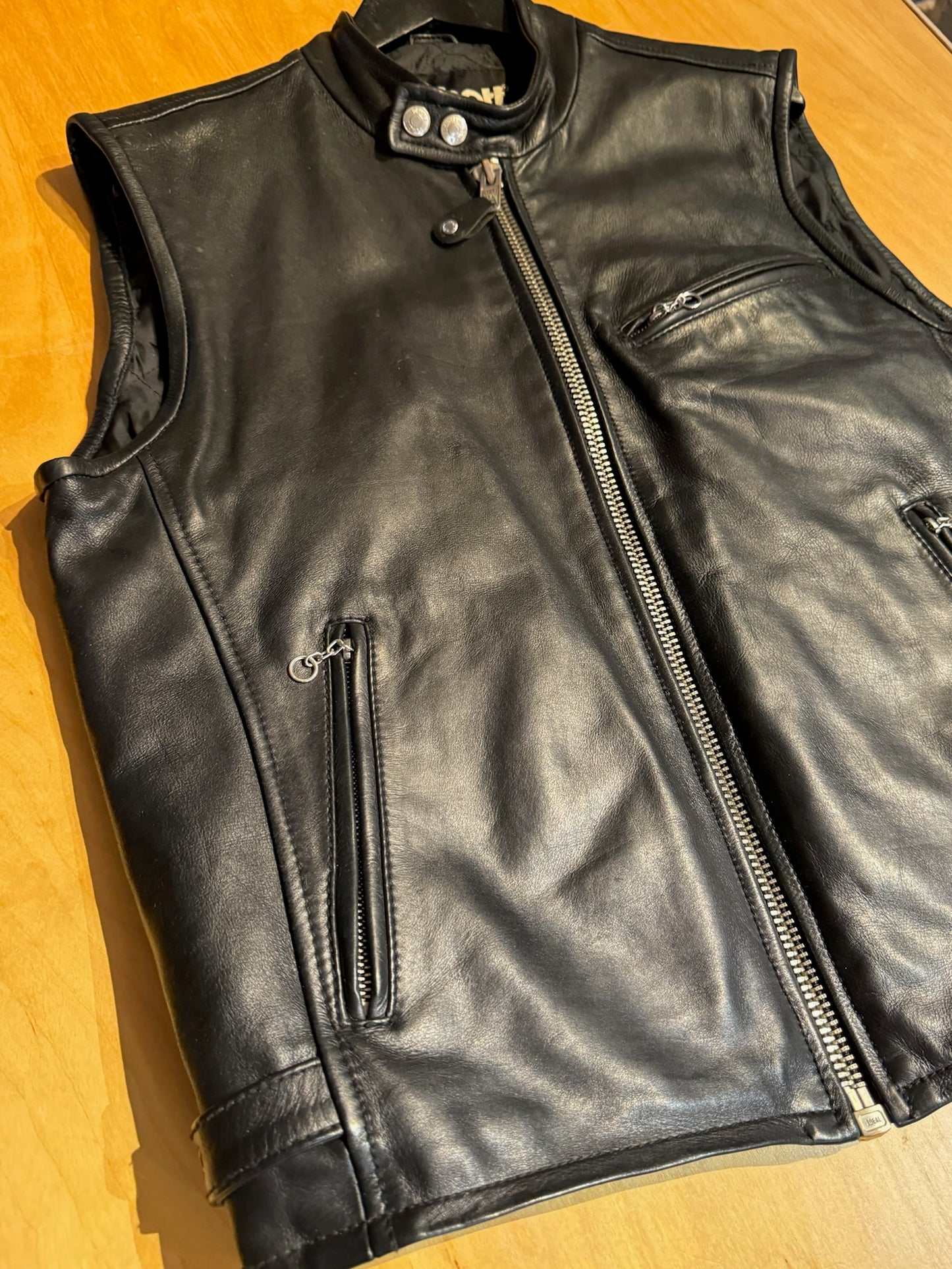 SCHOTT N.Y.C LEATHER BIKER VEST SZ: M