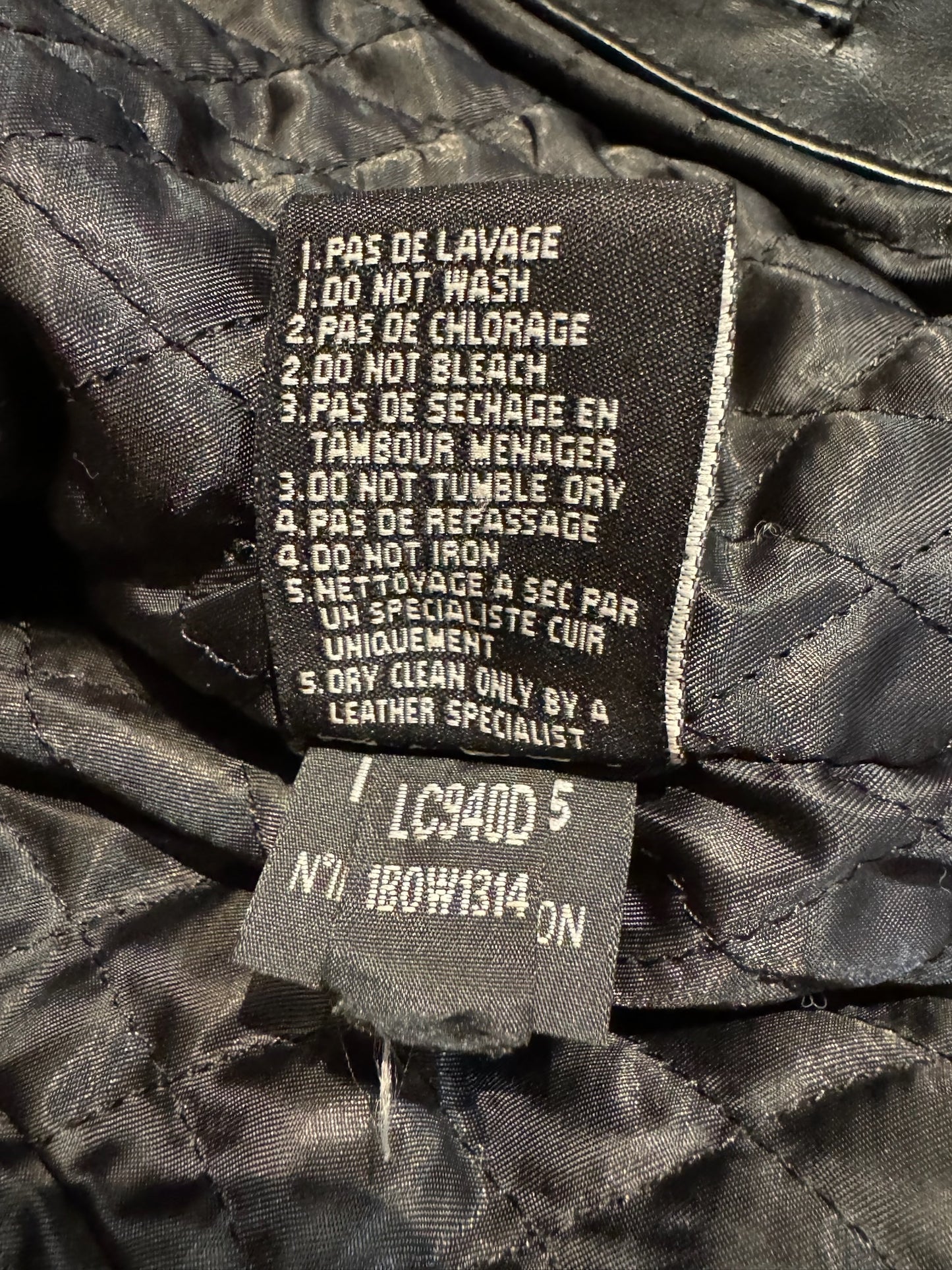 SCHOTT N.Y.C LEATHER BIKER VEST SZ: M