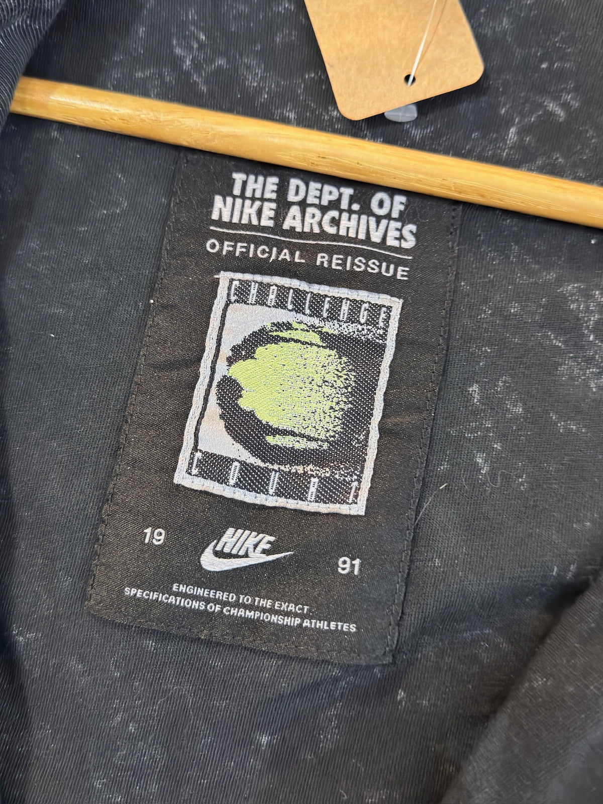NIKE "RETRO" CHALLENGE COURT AGASSI 1991 REISSUE JACKET SZ: L