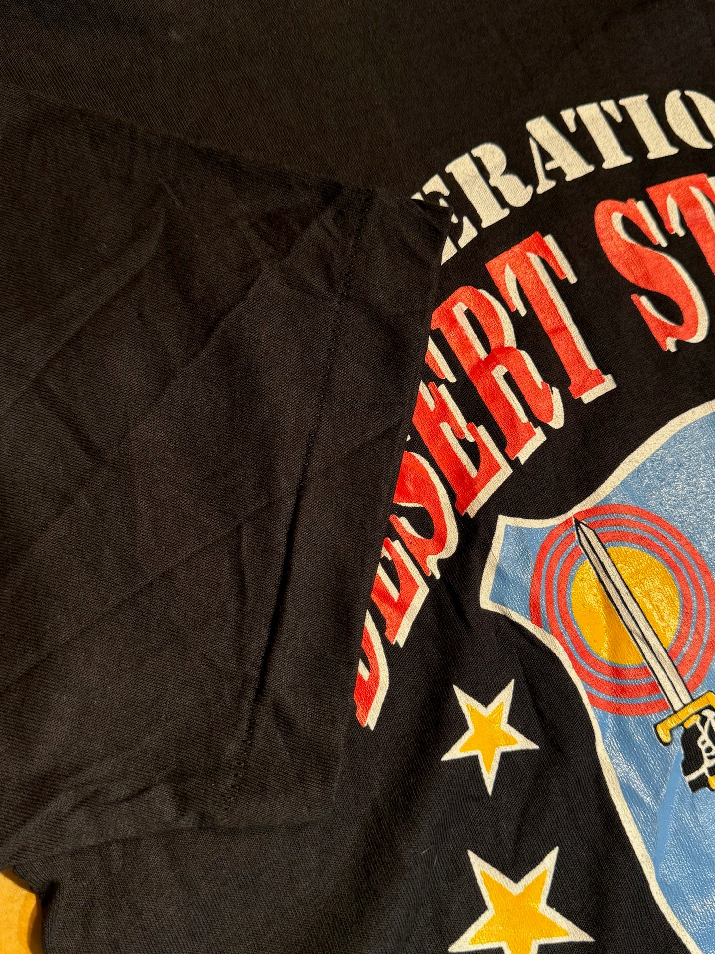 VINTAGE 1991 OPERATION DESERT STORM "SAUDI ARABIA" T-SHIRT SZ: L