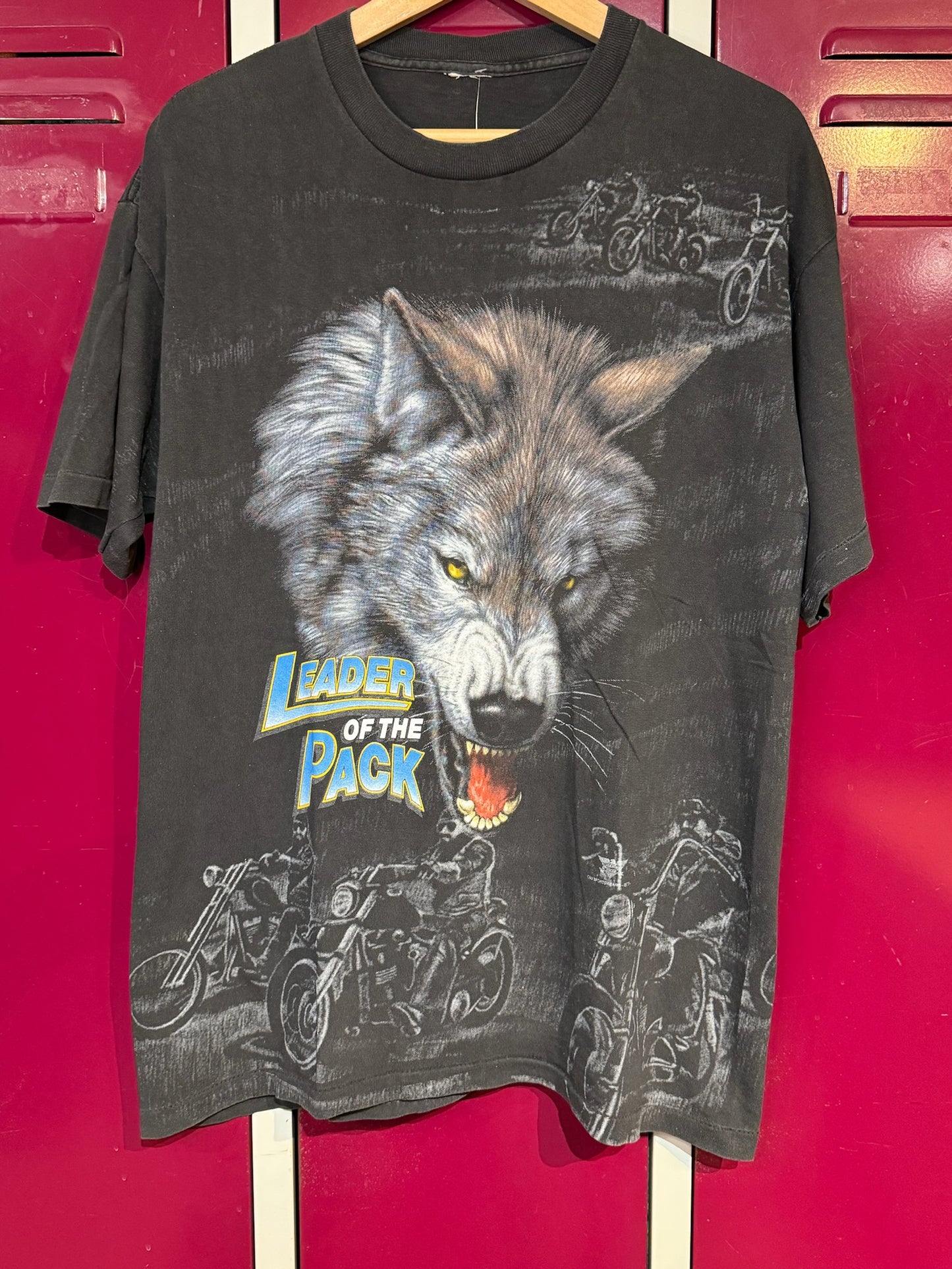 VINTAGE 90s LEADER OF THE PACK "WOLF & BIKERS" AOP T-SHIRT SZ: L