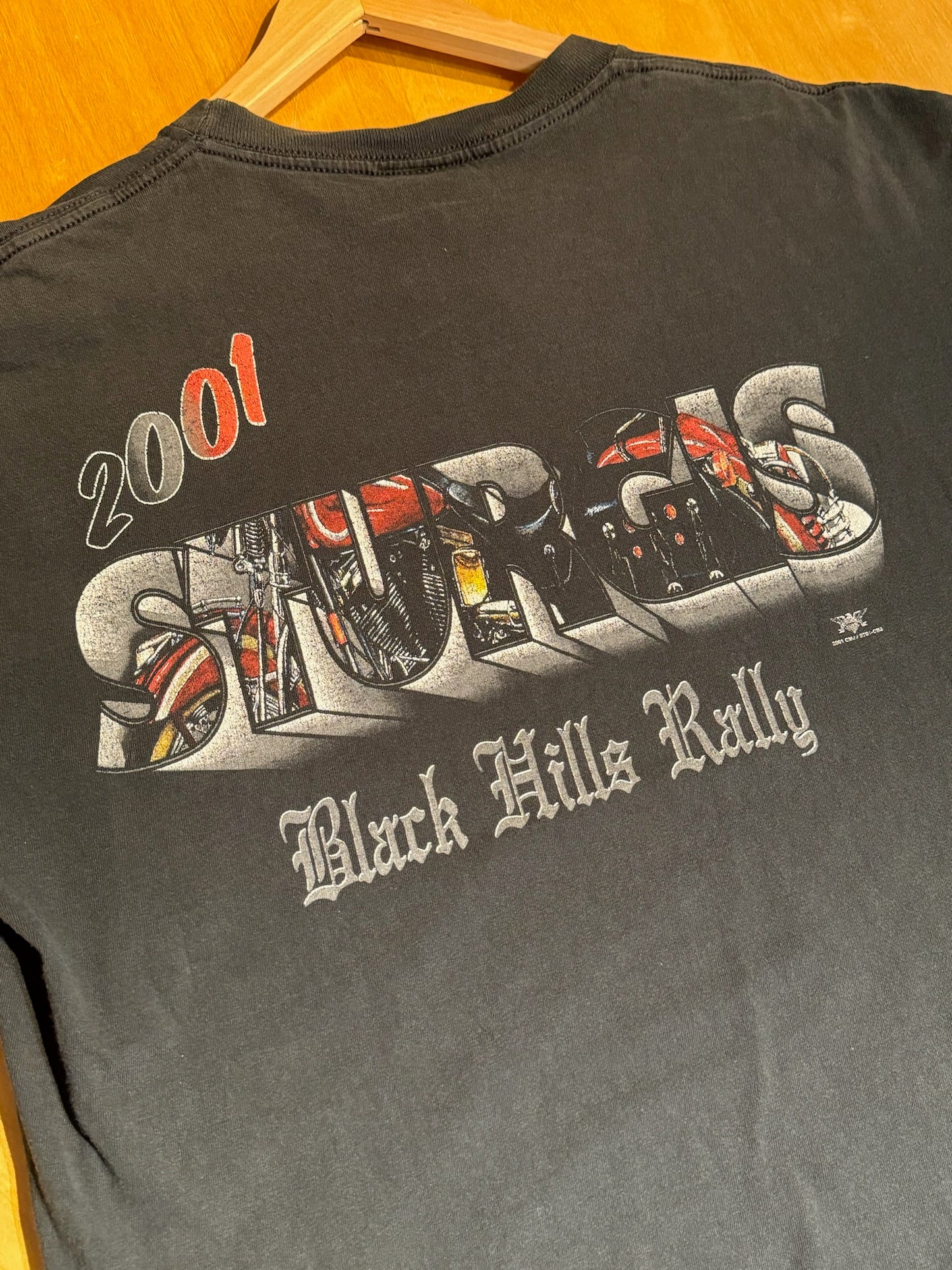 VINTAGE 2001 AMERICAN BIKER "STURGIS BLACK HILLS RALLY" MOTORCYCLES T-SHIRT SZ: XL