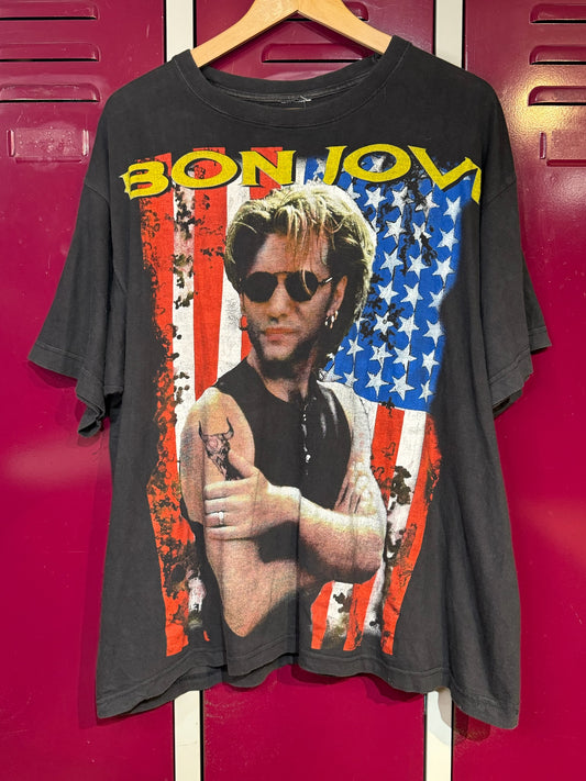 VINTAGE 1995 BON JOVI "THESE DAYS" MUSIC BAND T-SHIRT  SZ: L