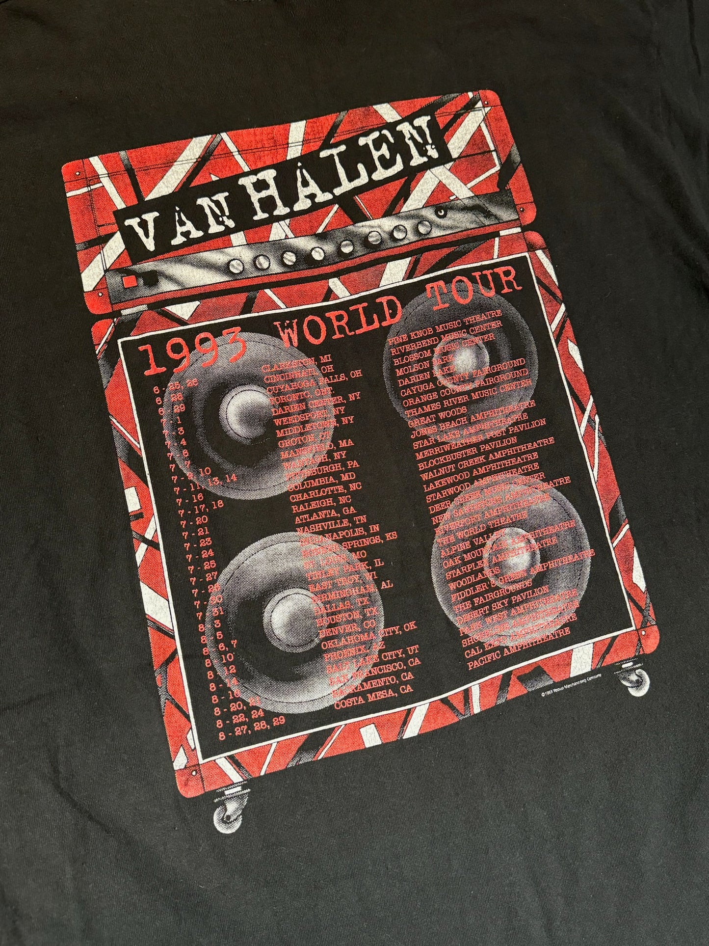 VINTAGE 1993 VAN HALEN "1993 WORDL TOUR" MUSIC BAND T-SHIRT SZ: XL