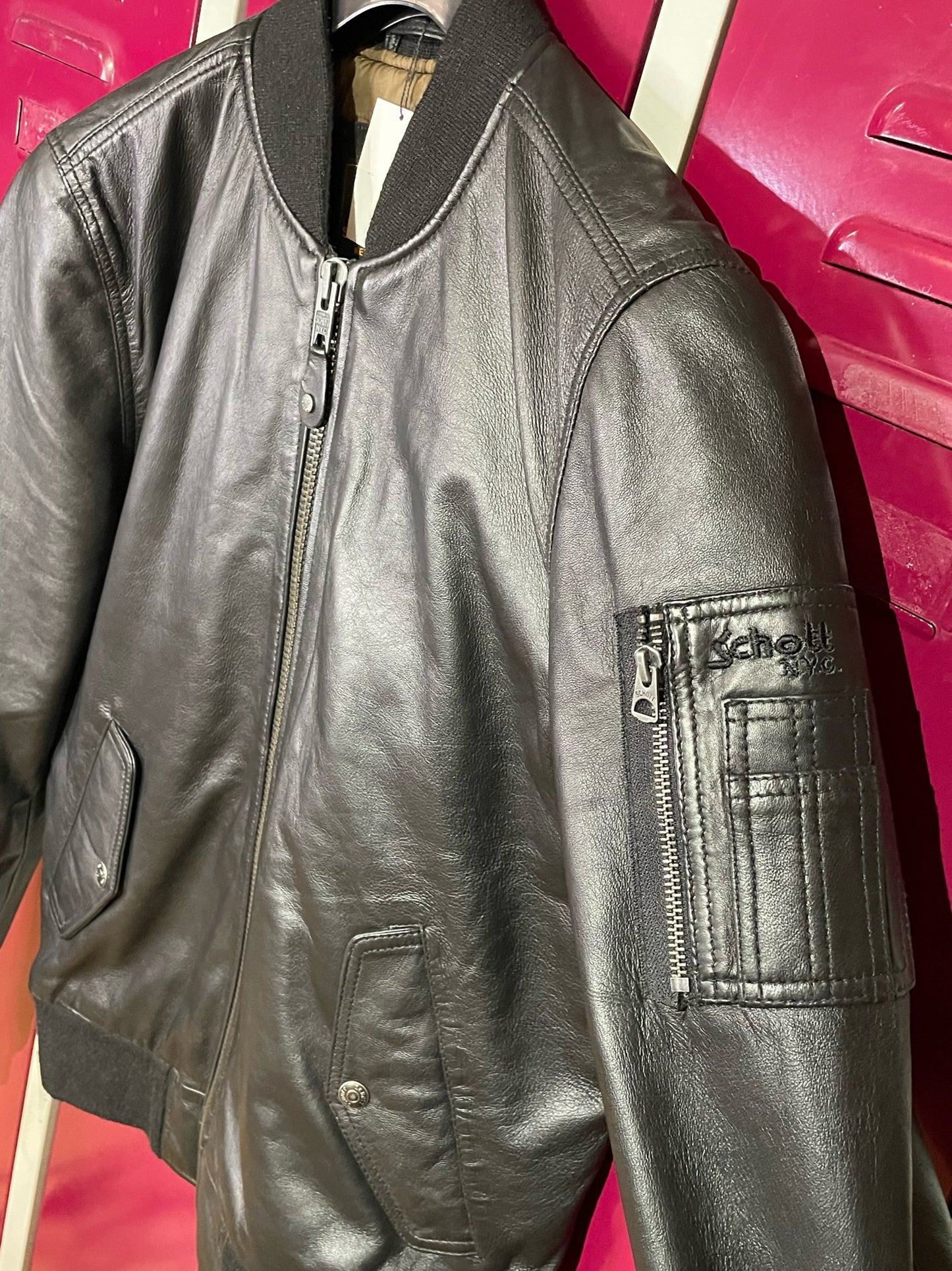 SCHOTT N.Y.C LEATHER BOMBER JACKET SZ: S