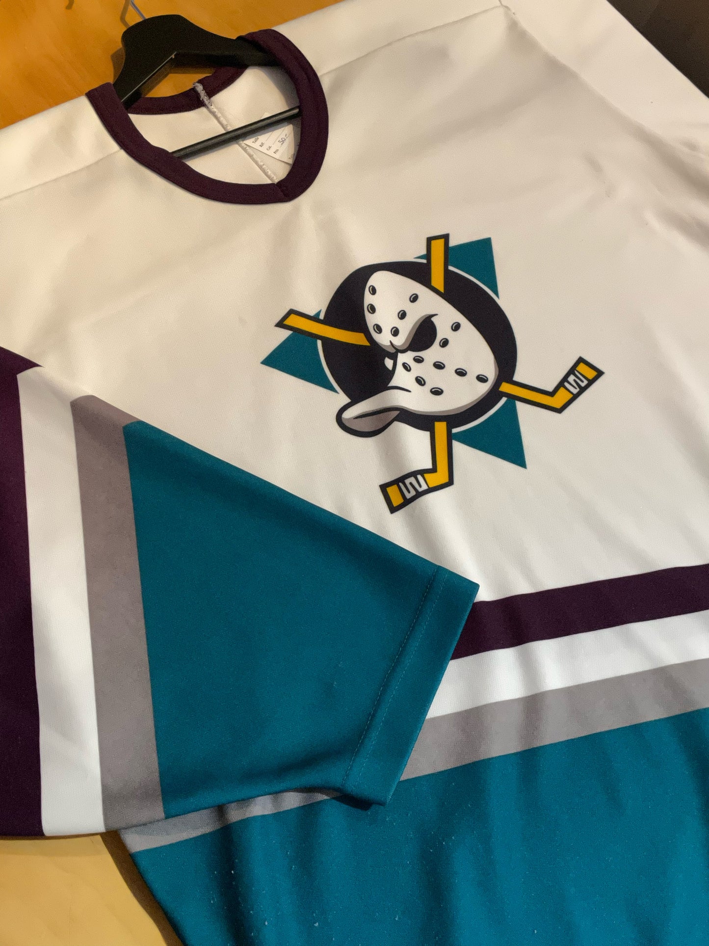 VINTAGE CCM MIGHTY DUCKS NHL HOCKEY JERSEY SZ: XL