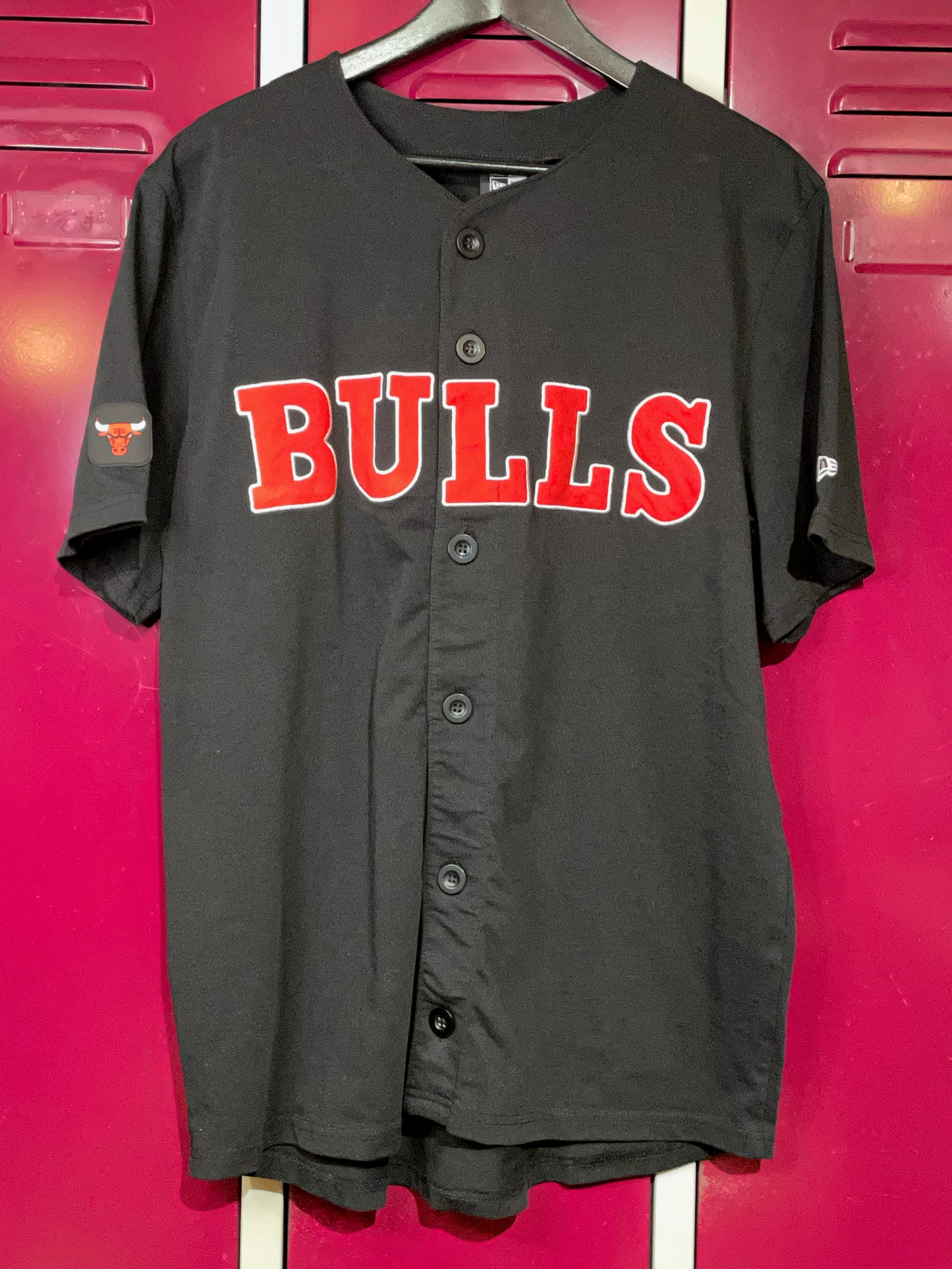 NEW ERA CHICAGO BULLS NBA BASEBALL JERSEY SZ: L