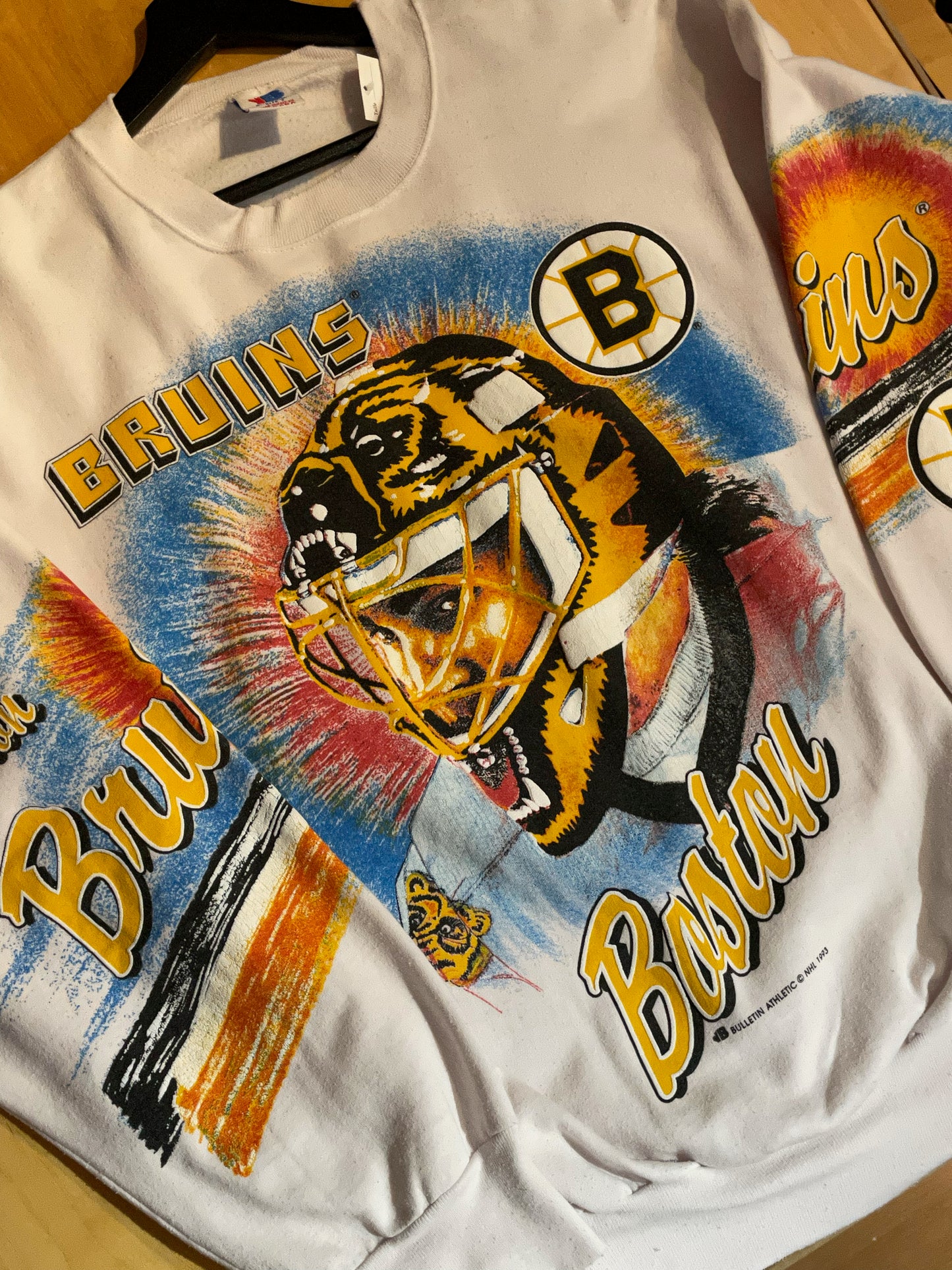 VINTAGE 1993 BULLETIN ATHLETIC BOSTON BRUINS NHL HOCKEY CREWNECK SWEATSHIRT SZ: 2 = XL