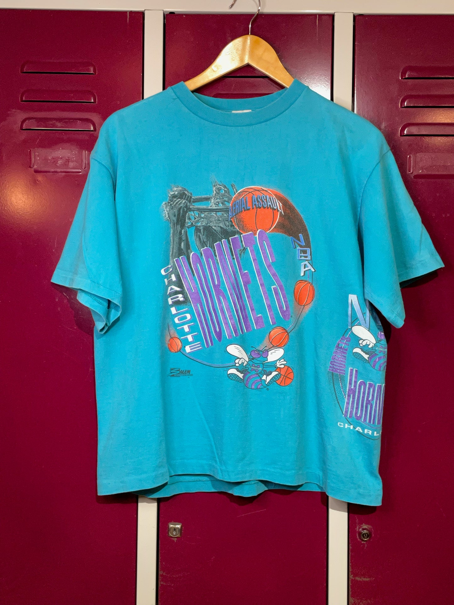 "KIDS" VINTAGE SALEM CHARLOTTE HORNETS NBA BASKETBALL T-SHIRT SZ: 14-16 = XS/S