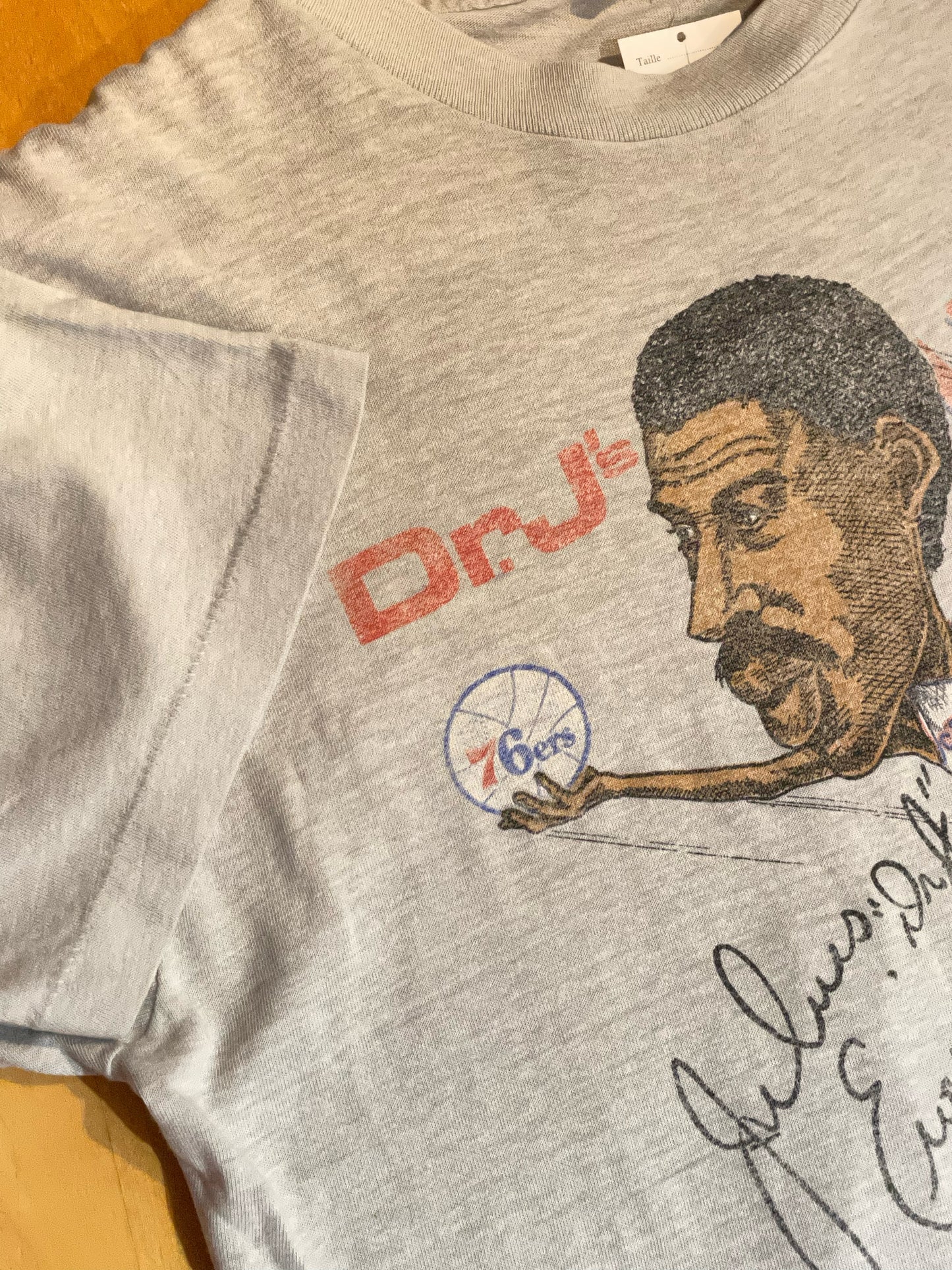 VINTAGE JULIUS ERVING DR.J'S LAST HOUSE CALL LARGE SIXERS 76ERS BASKETBALL T-SHIRT SZ: S