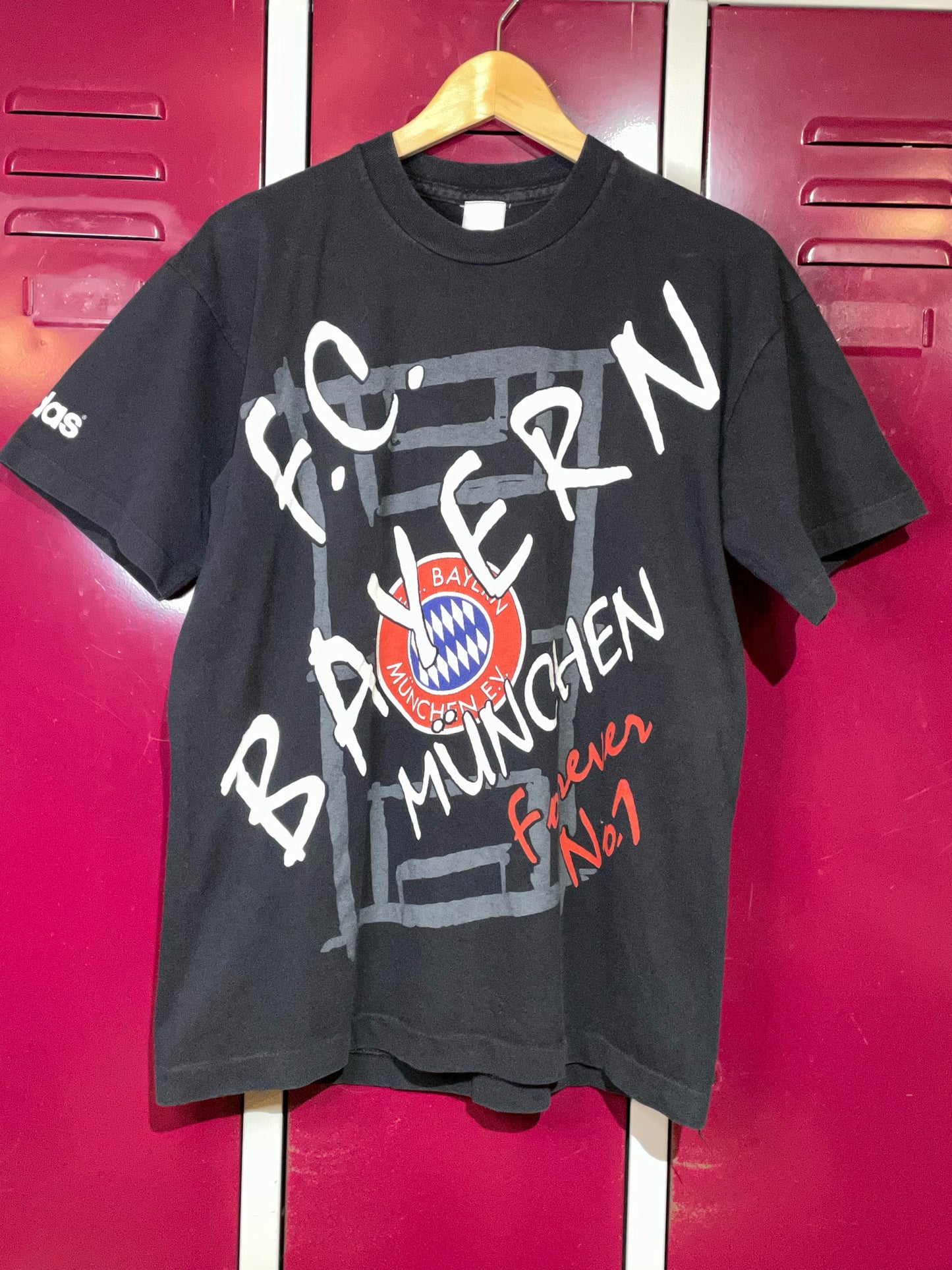 VINTAGE ADIDAS FC BAYERN MUNCHEN FOOTBALL T-SHIRT  SZ: M