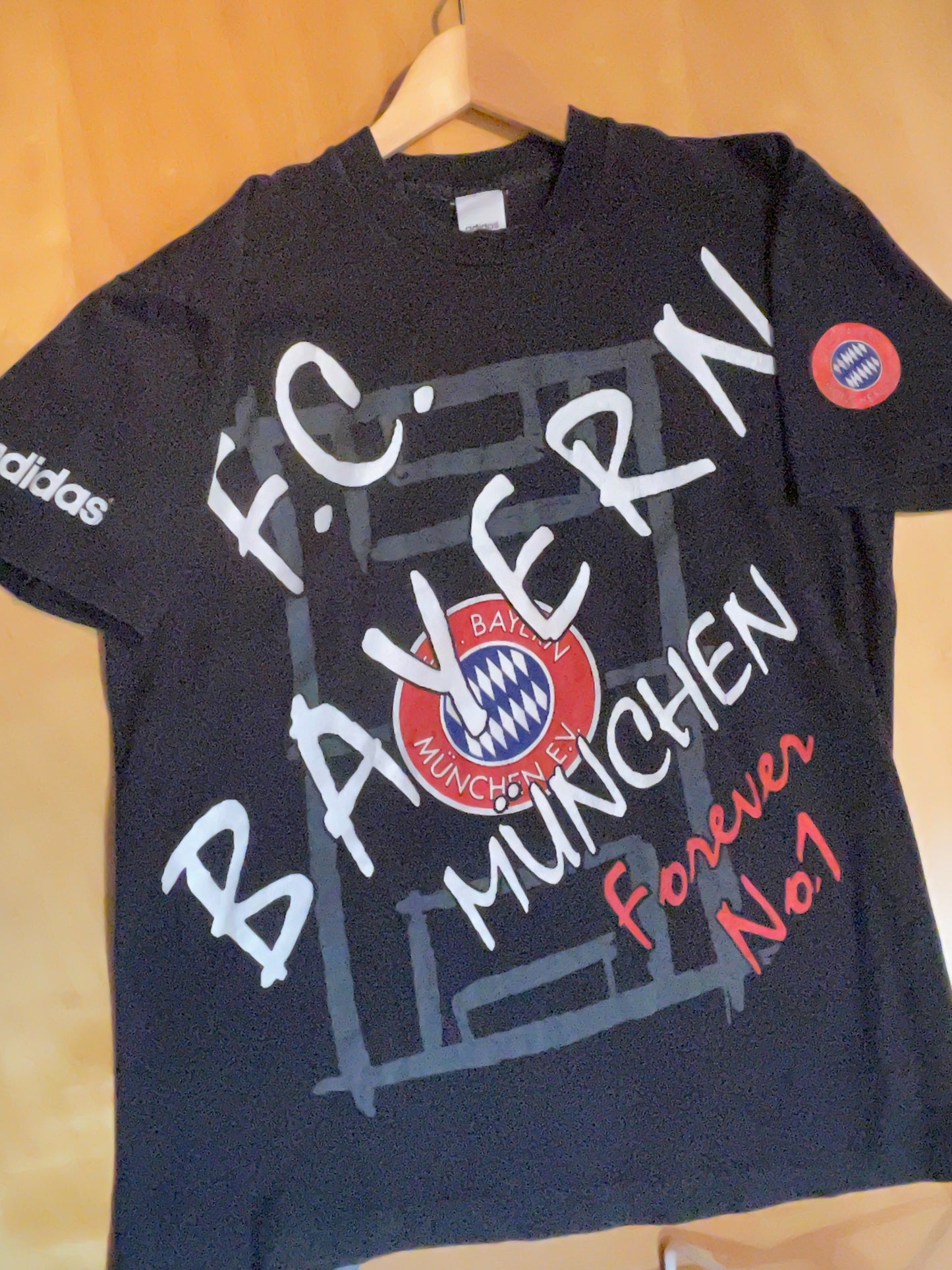 VINTAGE ADIDAS FC BAYERN MUNCHEN FOOTBALL T-SHIRT  SZ: M