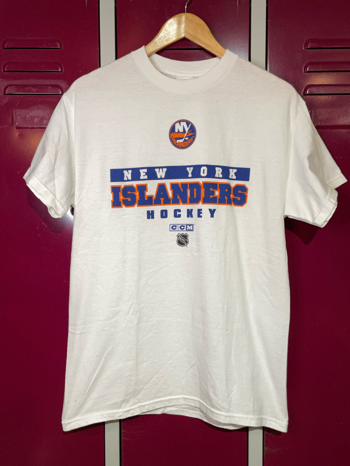 CCM NEW YORK ISLANDERS NHL T-SHIRT  SZ: M