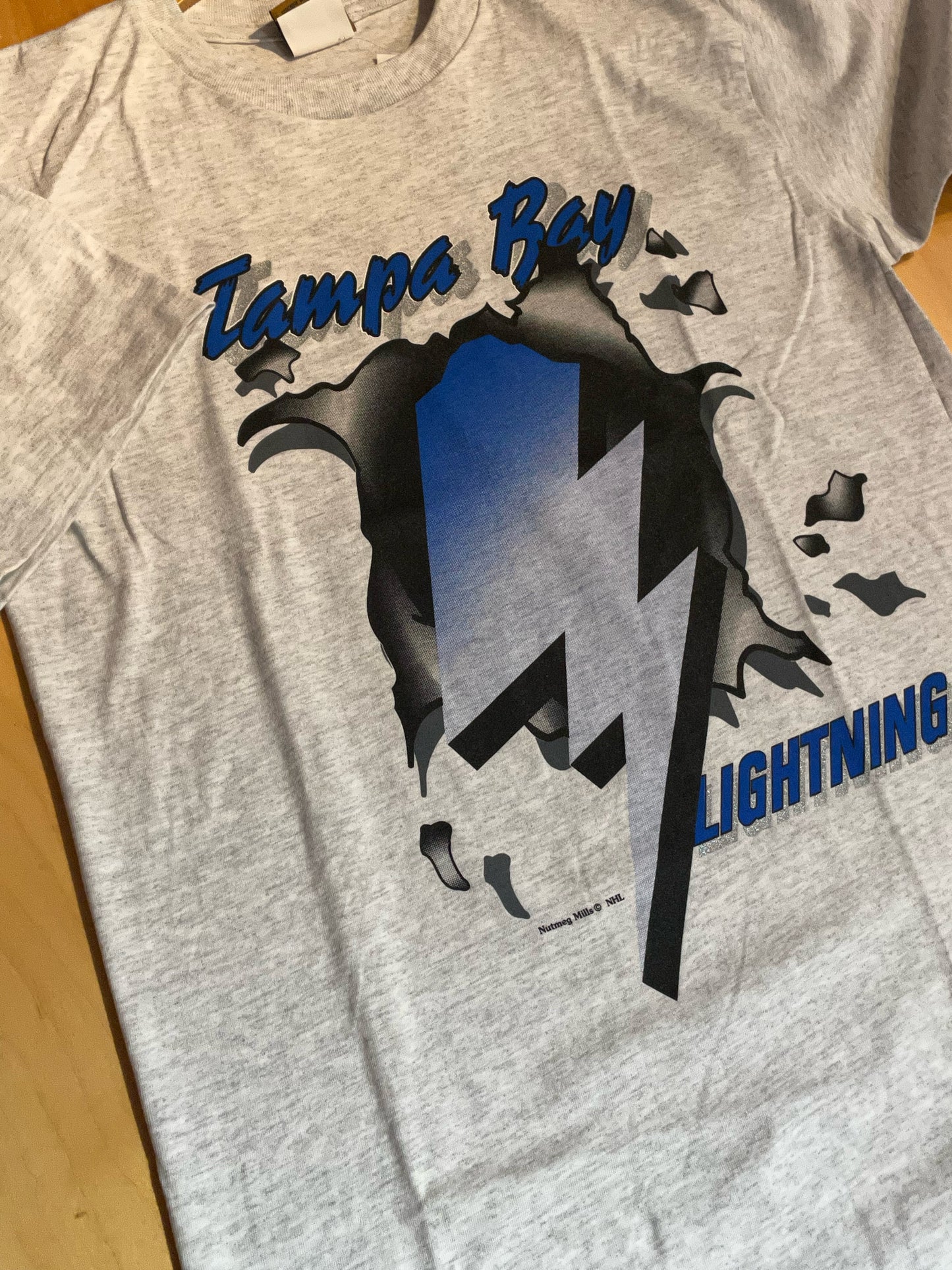 "DS" VINTAGE 90S NUTMEG MILLS TAMPA BAY LIGHTNING T-SHIRT  SZ: VARIOUS SIZES