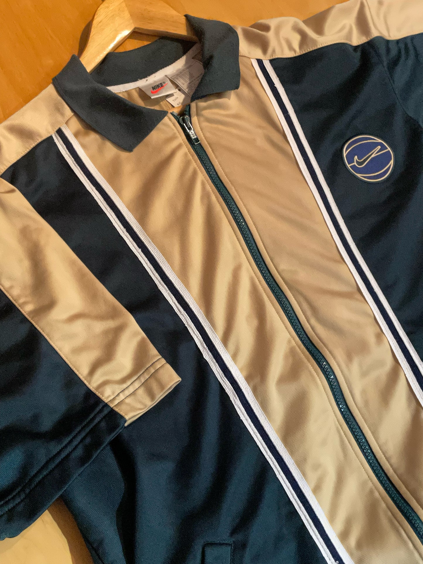 VINTAGE NIKE BASKETBALL WARM UP TRACK SUIT TOP Sz: M