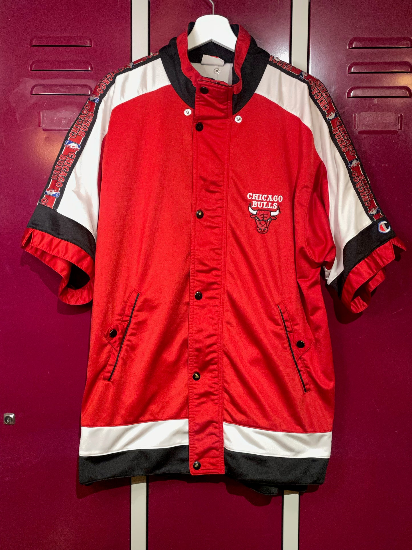 VINTAGE CHAMPION CHICAGO BULLS NBA BASKETBALL WARMUP SHIRT  SZ: L