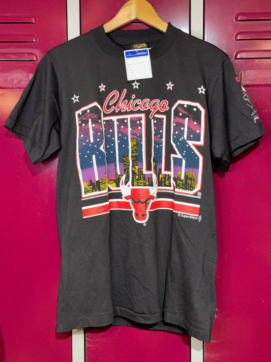"DS" VINTAGE 90S CHICAGO BULLS WINDOW NBA T-SHIRT  SZ: M