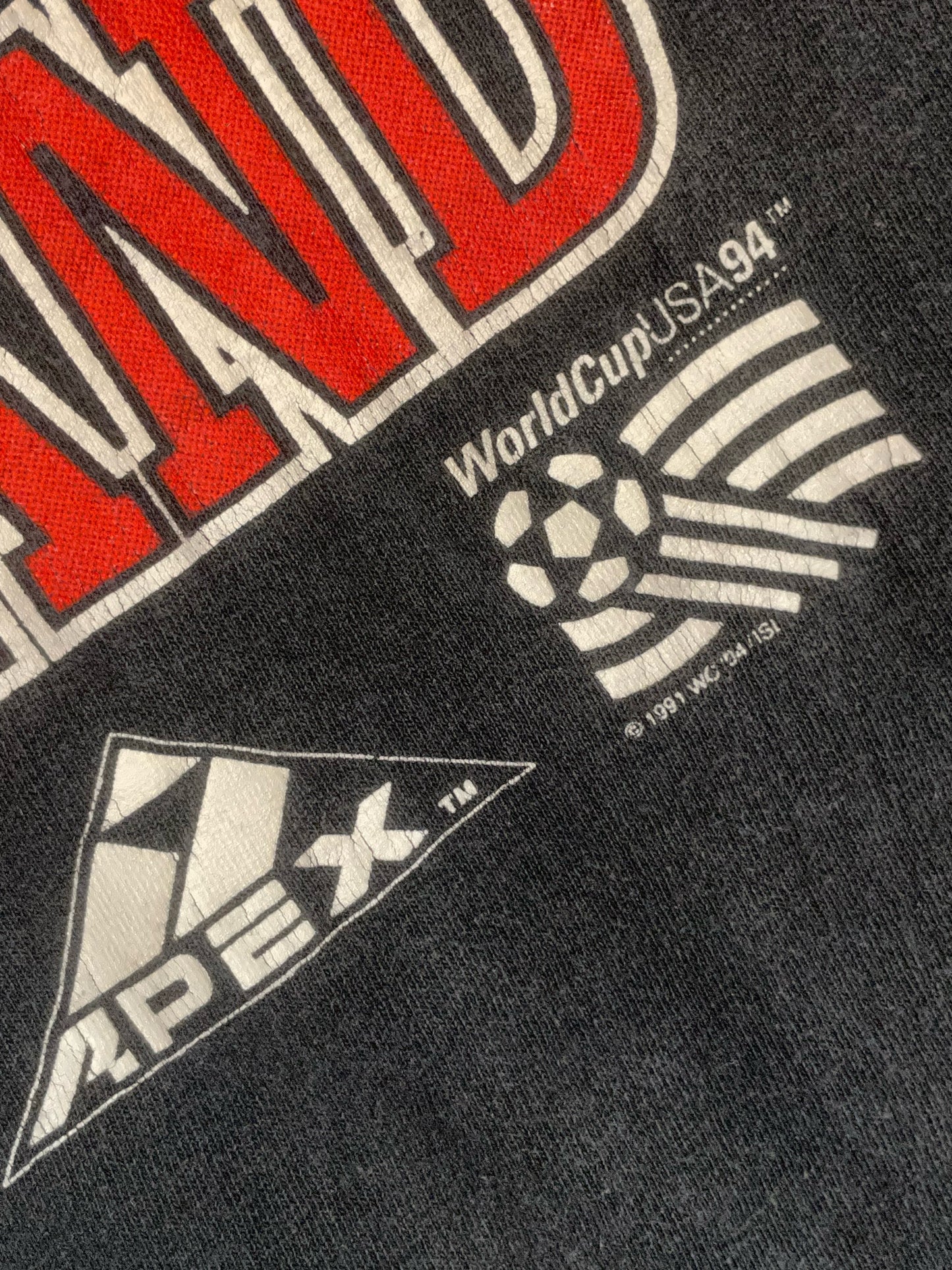 VINTAGE 1991 APEX ONE WORLD CUP '94 USA SWITZERLAND TEAM SOCCER T-SHIRT  SZ: L