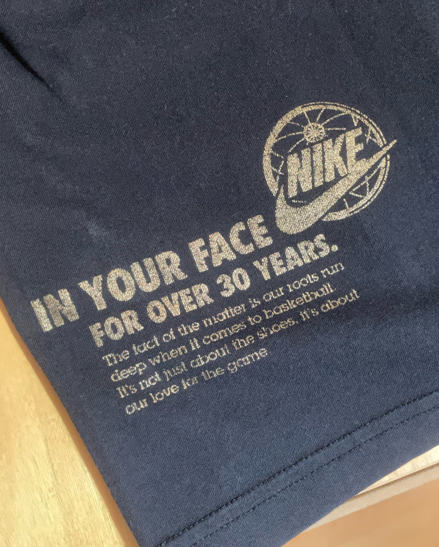 NIKE AIR ZERO GRAVITY BASKETBALL T-SHIRT SZ: L