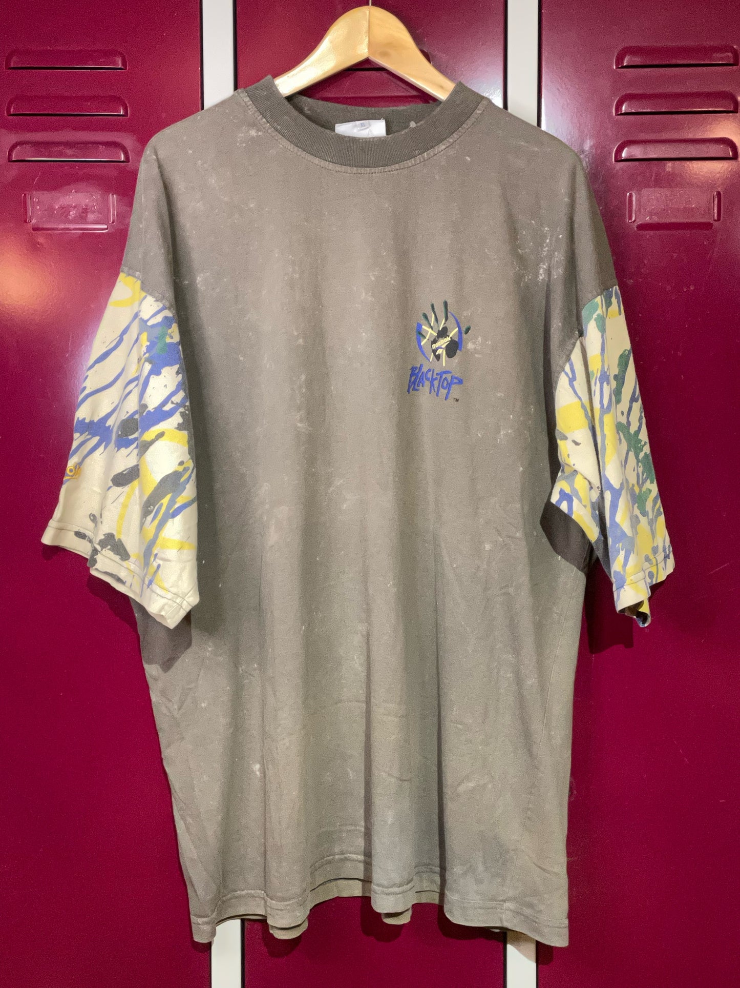 VINTAGE 90S REEBOK BLACKTOP BASKETBALL T-SHIRT SZ: XL