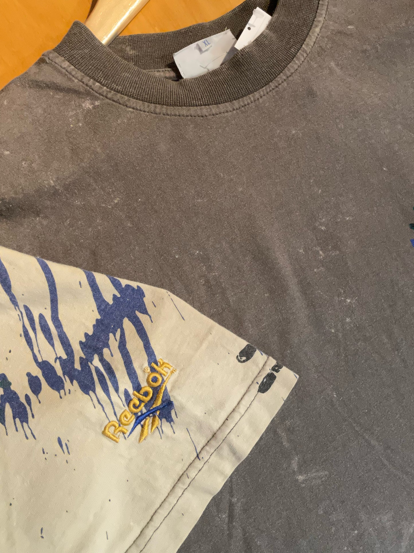 VINTAGE 90S REEBOK BLACKTOP BASKETBALL T-SHIRT SZ: XL