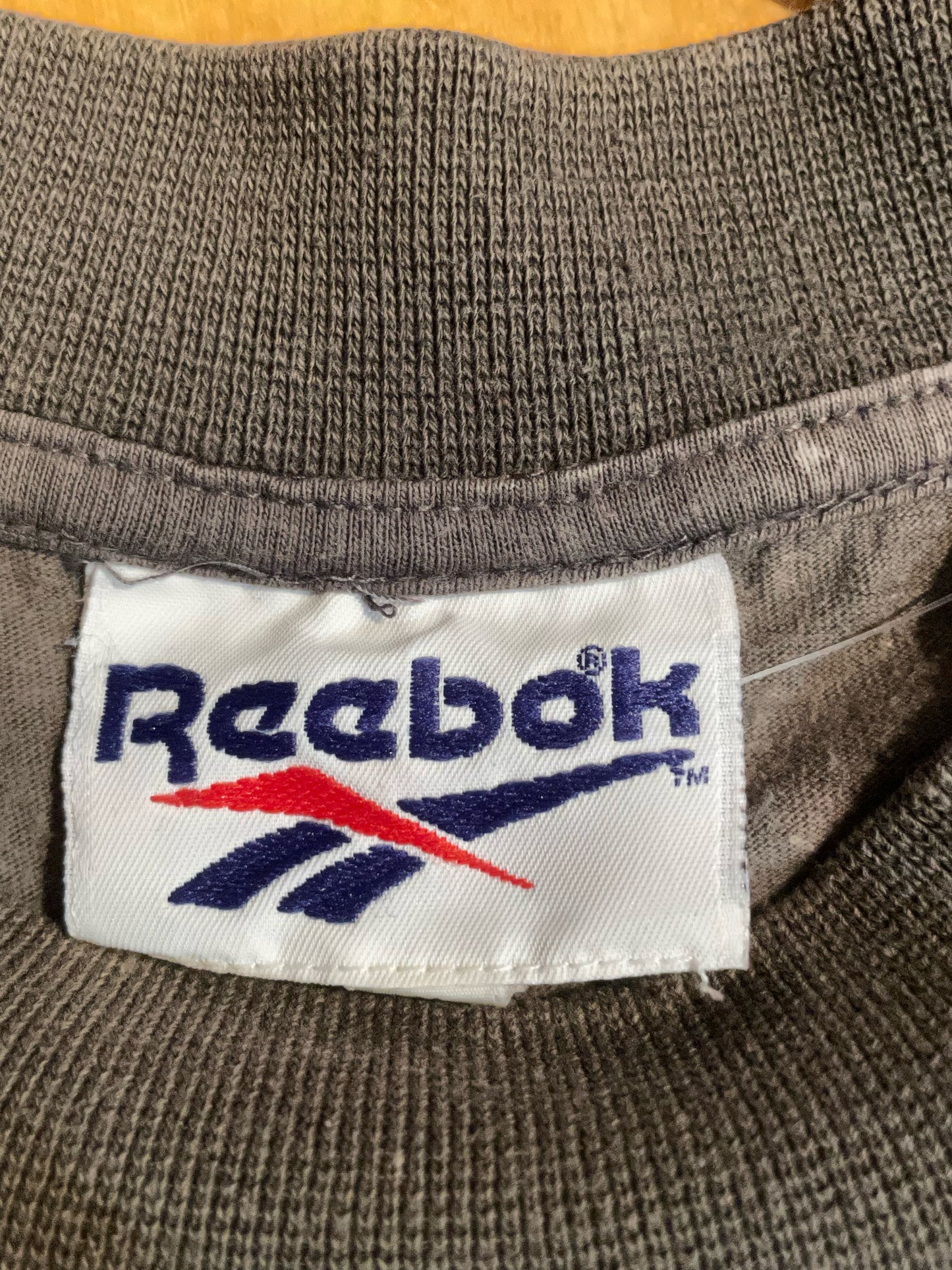 VINTAGE 90S REEBOK BLACKTOP BASKETBALL T-SHIRT SZ: XL