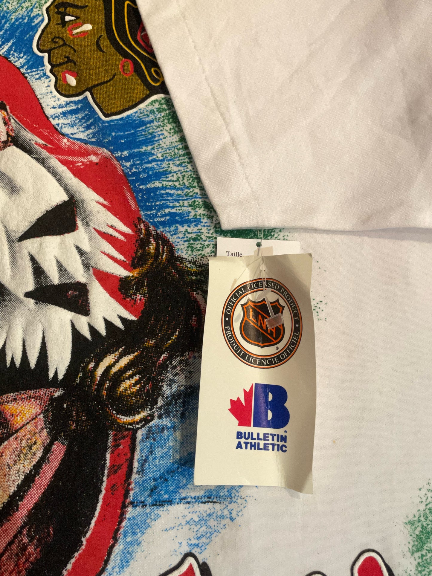 "DS" VINTAGE 1993 BULLETIN ATHLETIC CHICAGO BLACKHAWKS NHL T-SHIRT SZ: ONE SIZE