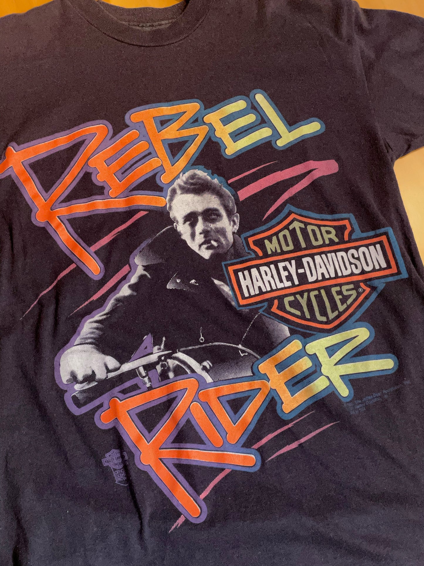 VINTAGE 1991 JAMES DEAN X HARLEY DAVIDSON MOTOR CYCLES T-SHIRT SZ: M