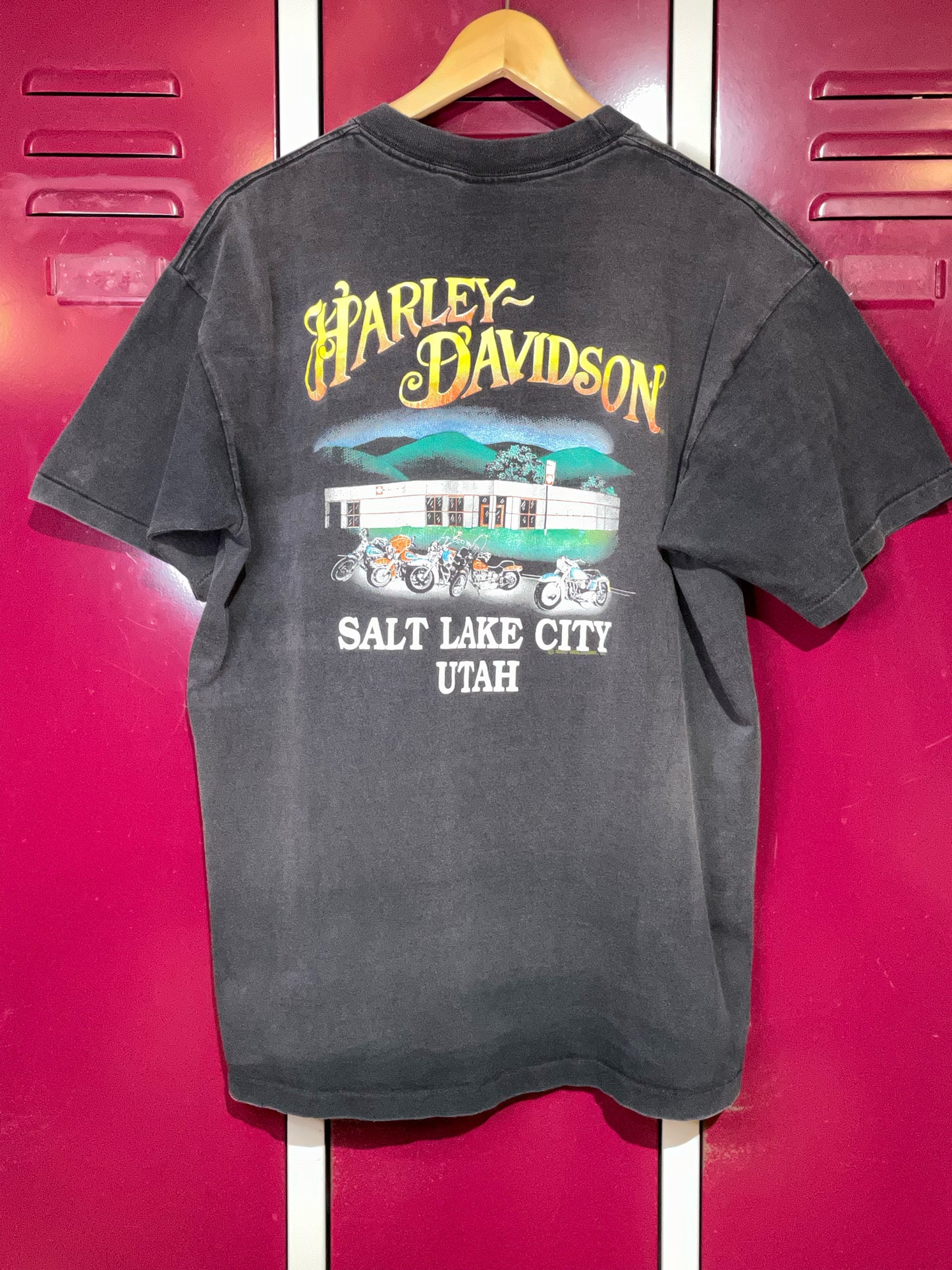 VINTAGE 1989 THE LONE WOLF HARLEY DAVIDSON MOTOR CYCLES T-SHIRT SZ: XL