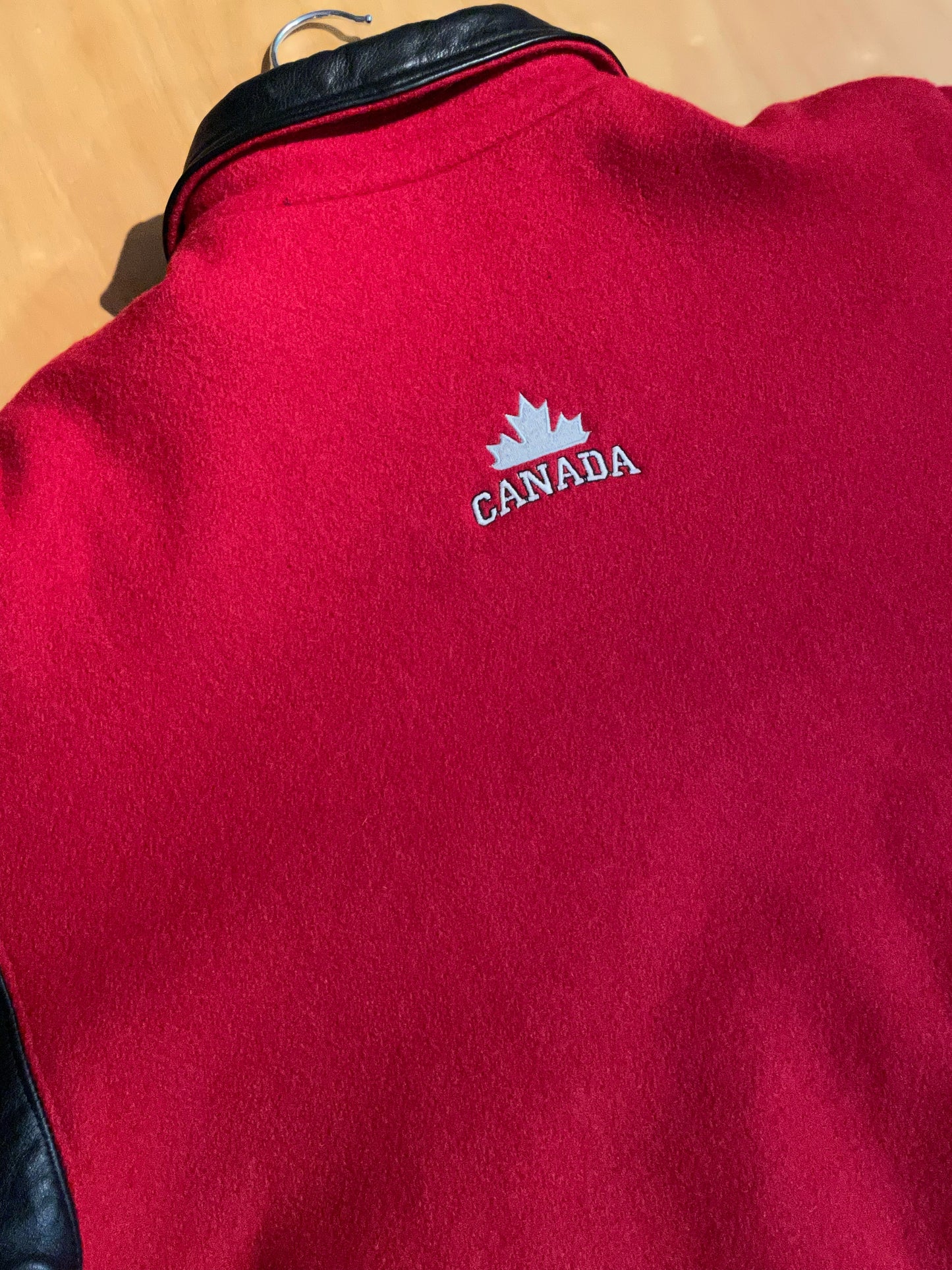 VINTAGE OCEAN WEST TEAM CANADA VARSITY JACKET  SZ: XL