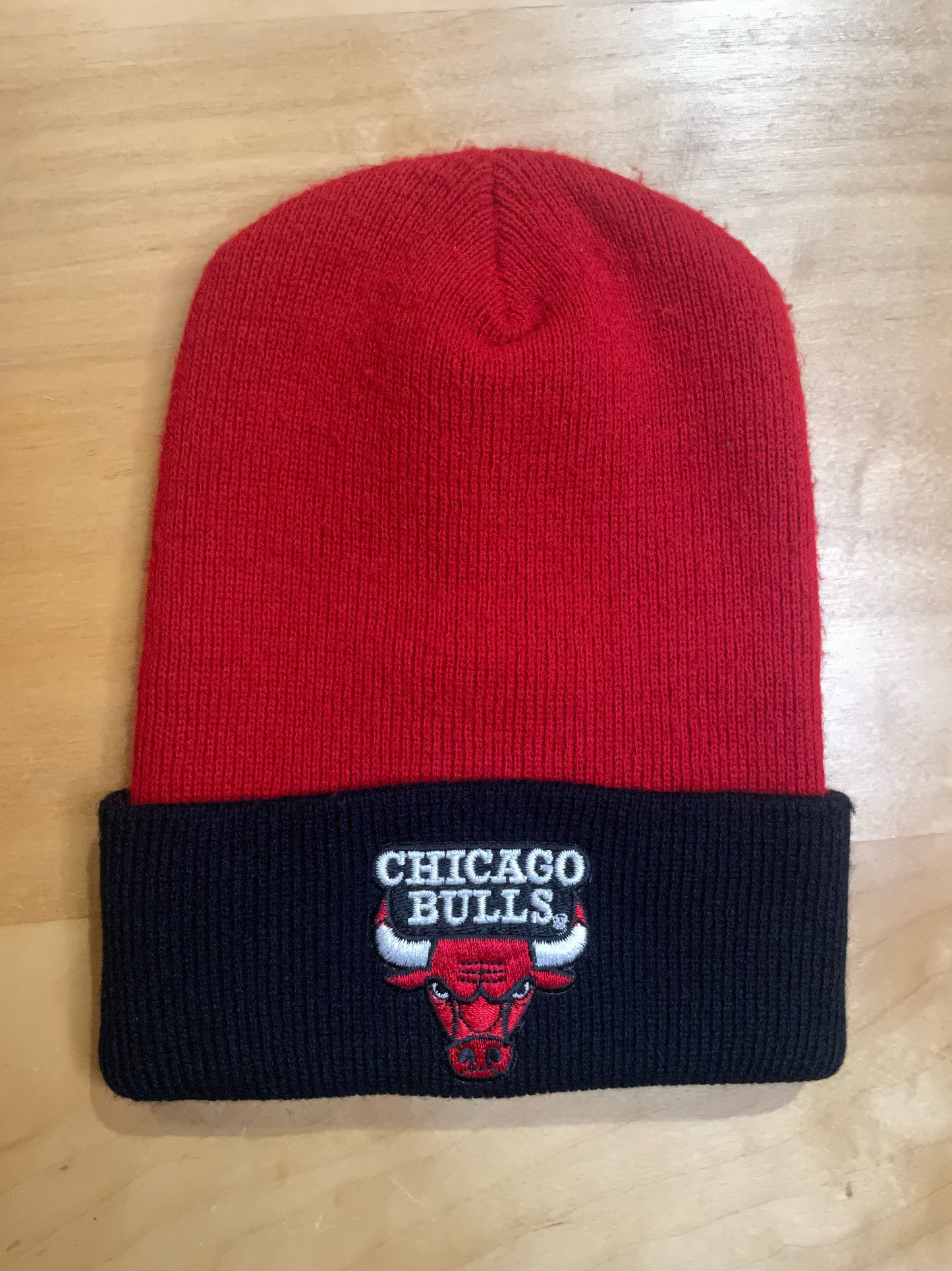 VINTAGE CHICAGO BULLS NBA BEANIE HAT SZ: One size
