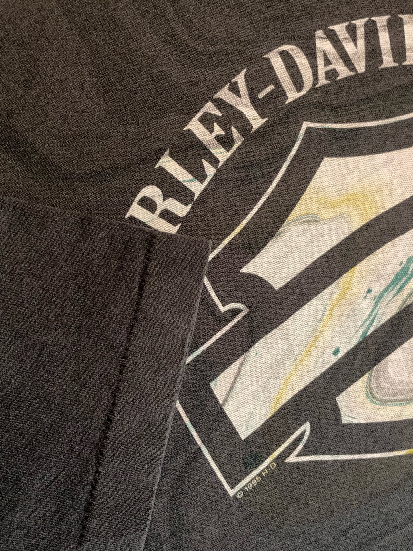 VINTAGE 1995 HARLEY DAVIDSON PETROL EFFECT MOTOR CYCLES T-SHIRT SZ: XL