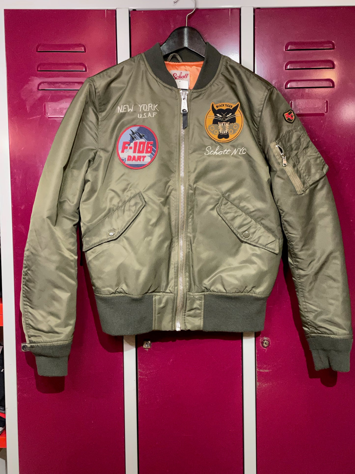 SCHOTT ARMY AIR BORNE JAPAN BOMBER JACKET SZ: M