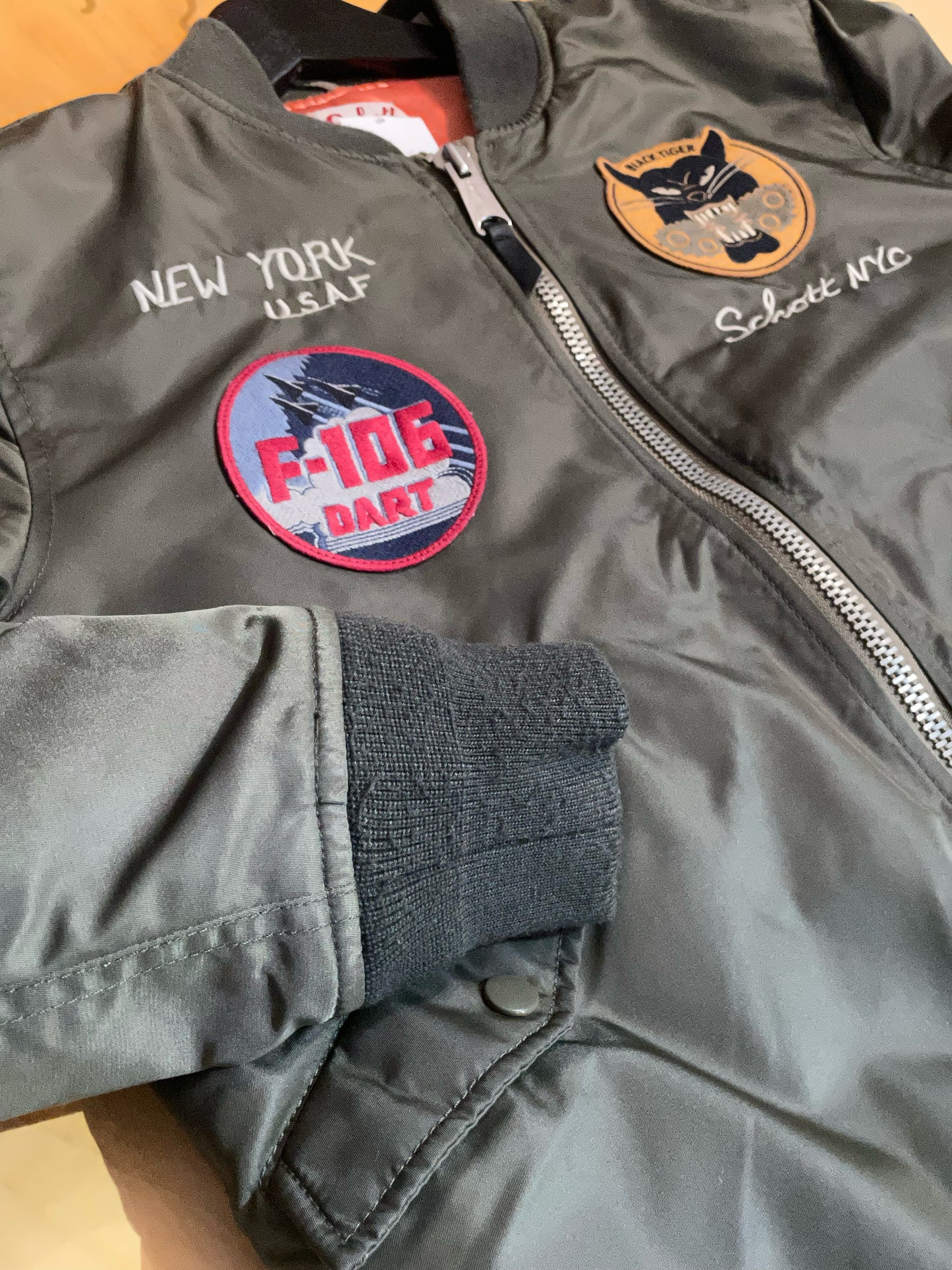 SCHOTT ARMY AIR BORNE JAPAN BOMBER JACKET SZ: M