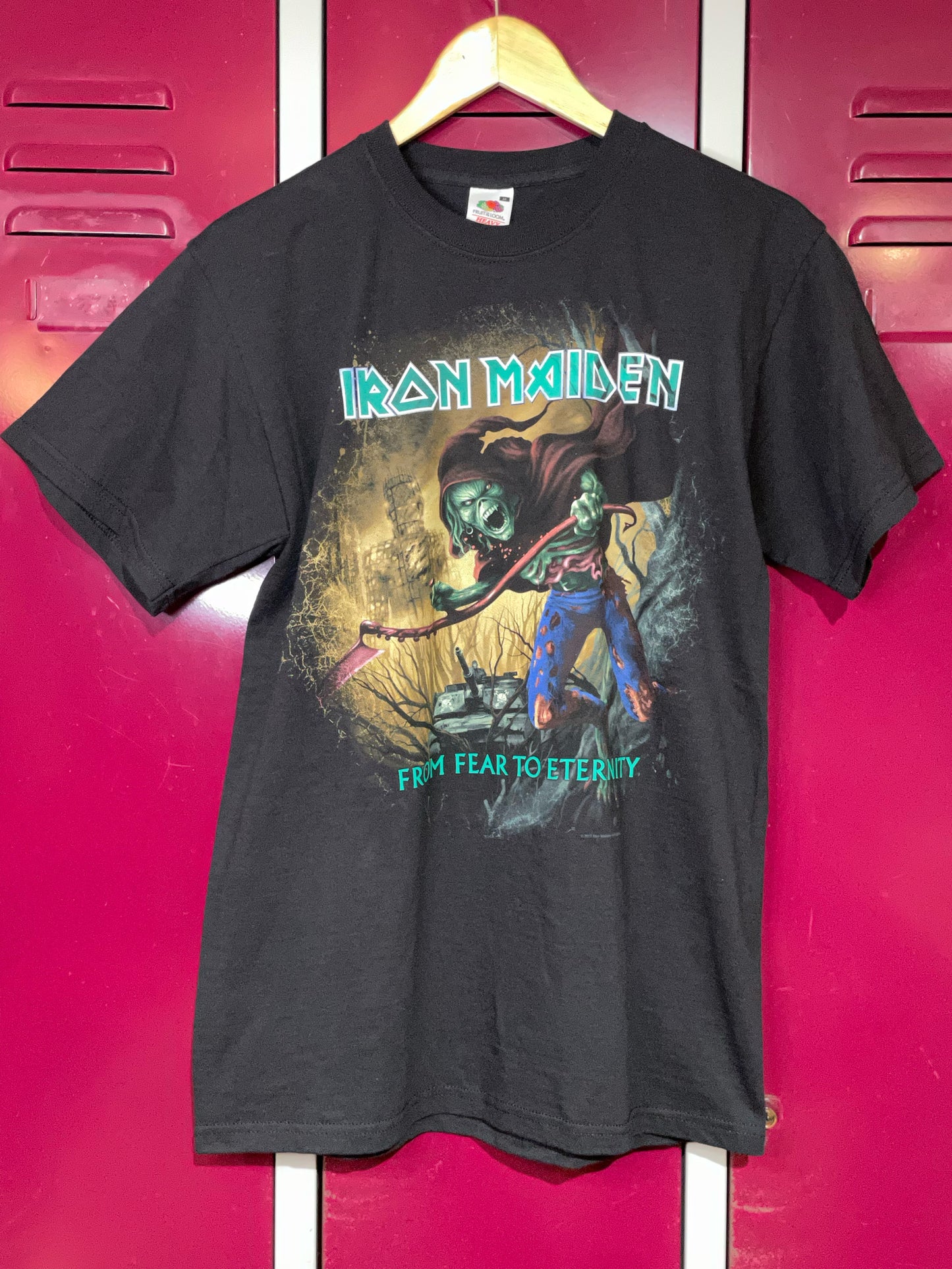 IRON MAIDEN "FROM FEAR TO ETERNITY" 2011 MUSIC BAND T-SHIRT SZ: M