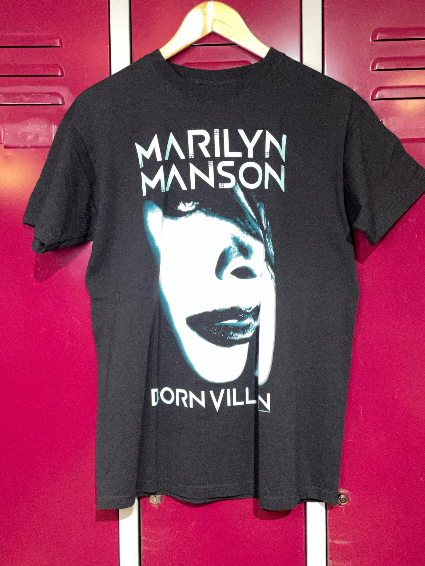 MARILYN MANSON "BORN VILLAIN" TOUR 2012 MUSICBAND T-SHIRT  SZ: M