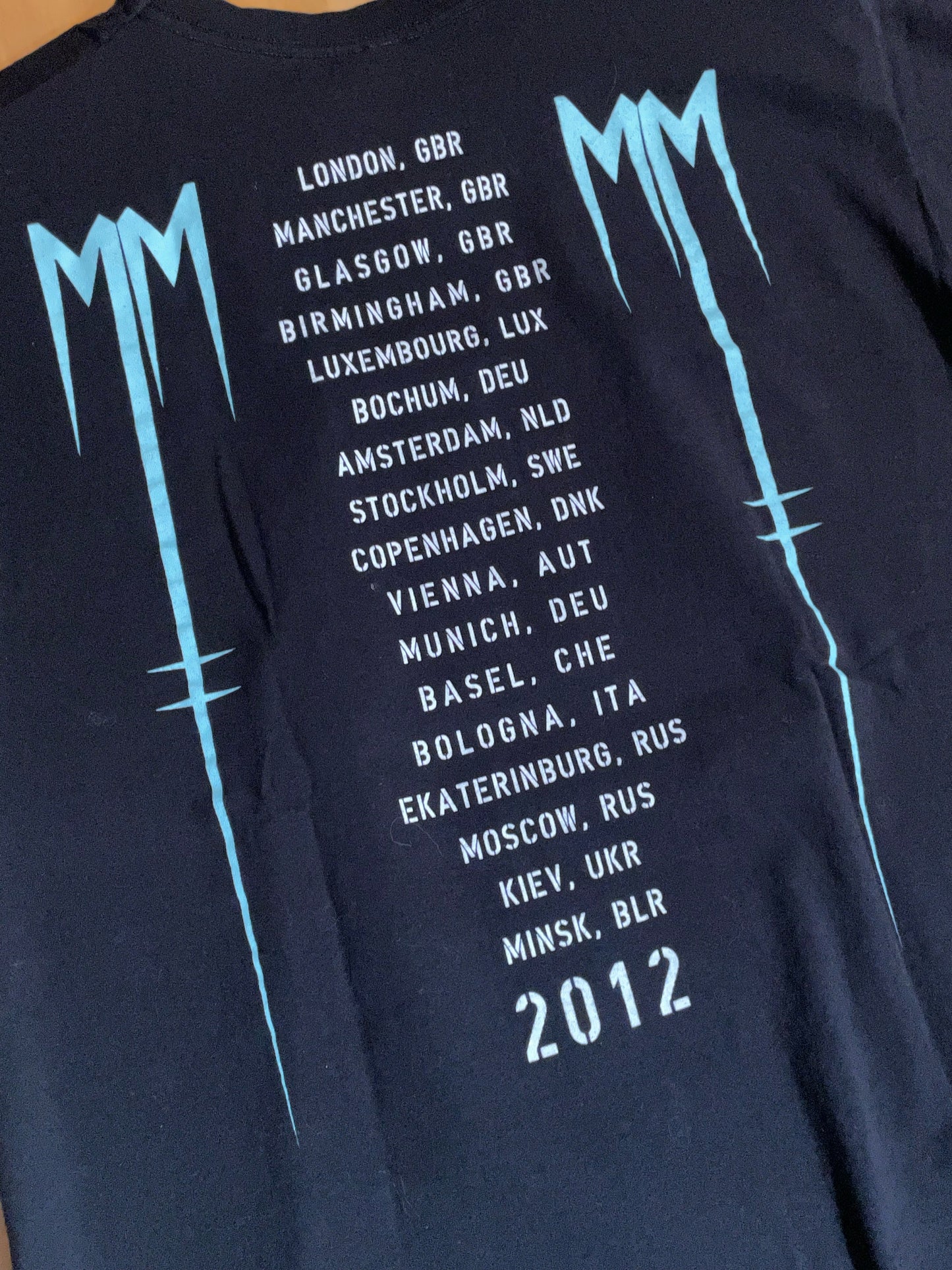 MARILYN MANSON "BORN VILLAIN" TOUR 2012 MUSICBAND T-SHIRT  SZ: M