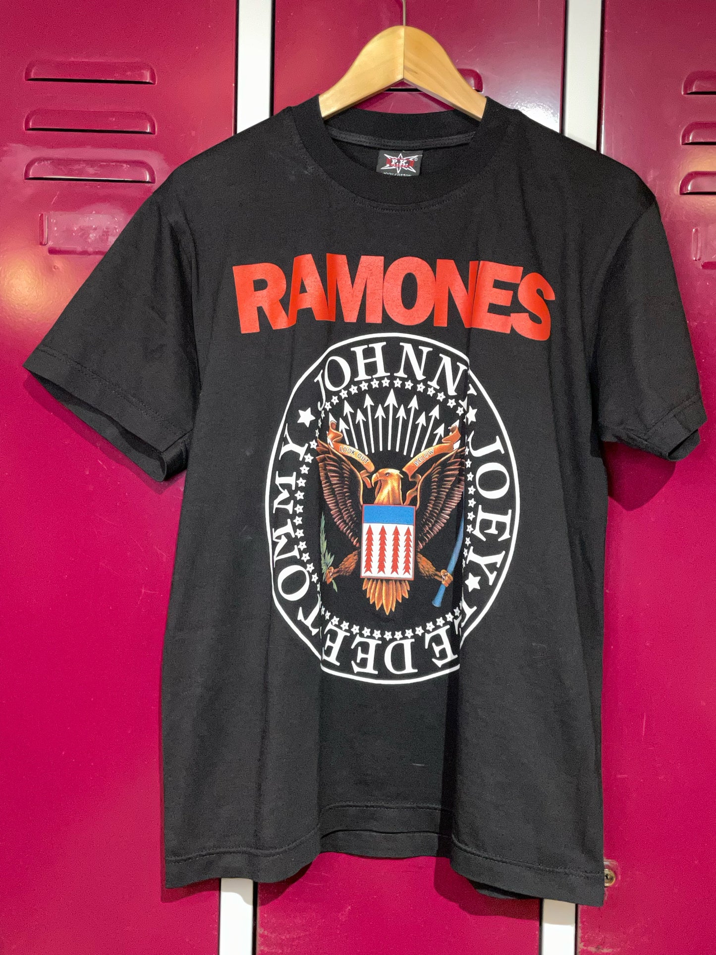 RAMONES MUSICBAND T-SHIRT SZ: M