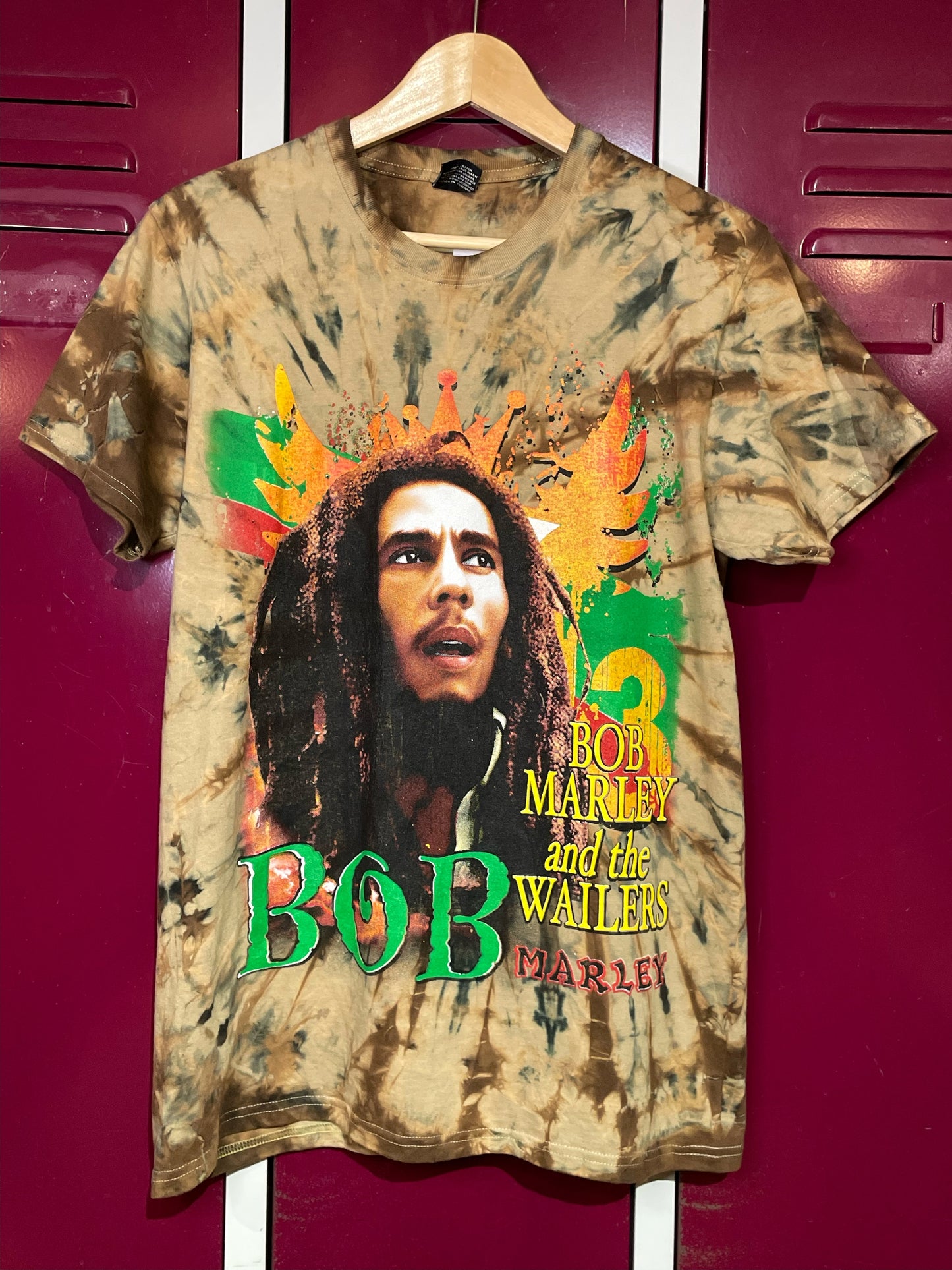 BOB MARLEY AND THE WAILERS TIE DYE MUSIC BAND T-SHIRT SZ: L